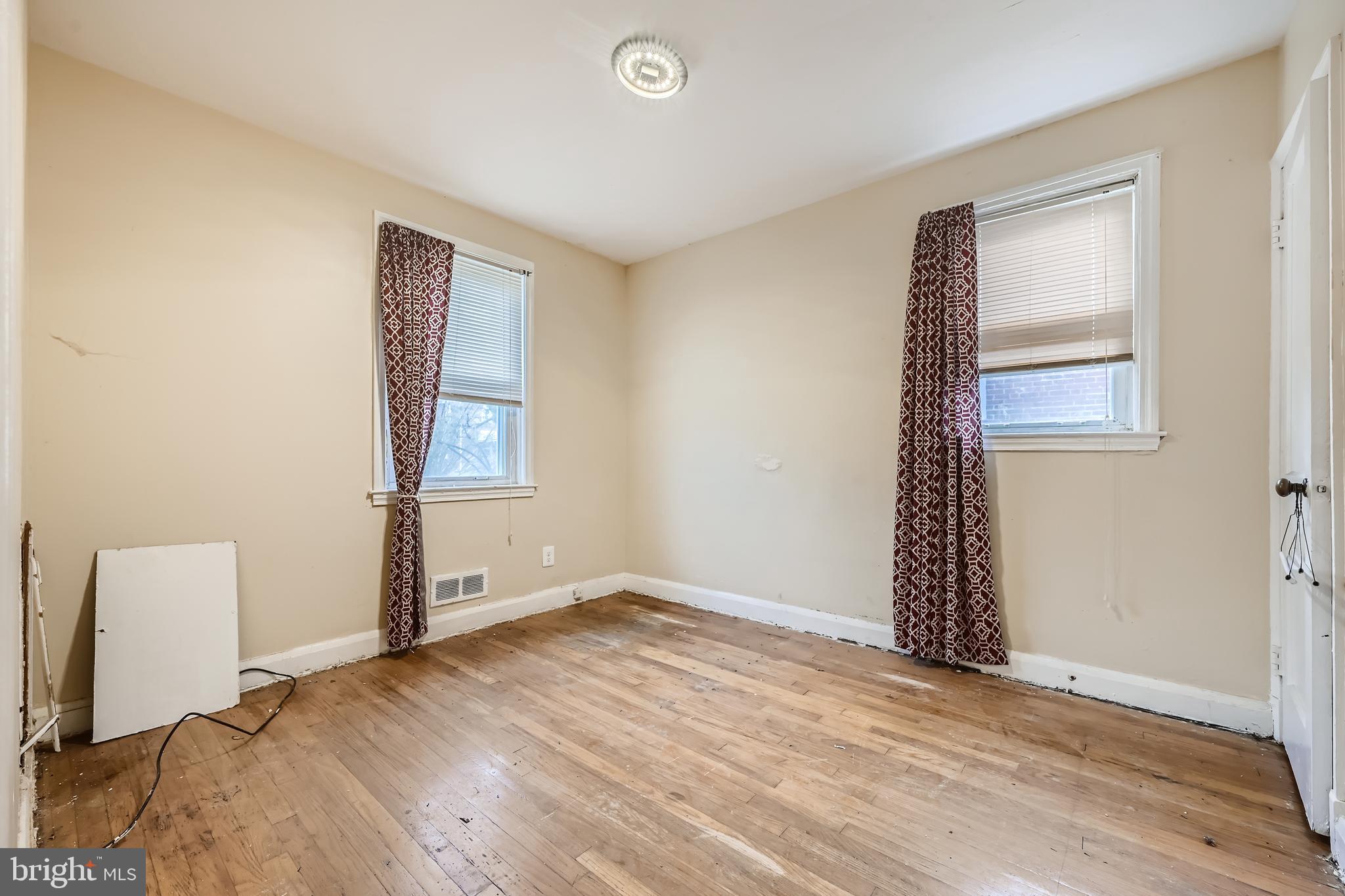 BELAIR-EDISON - Residential