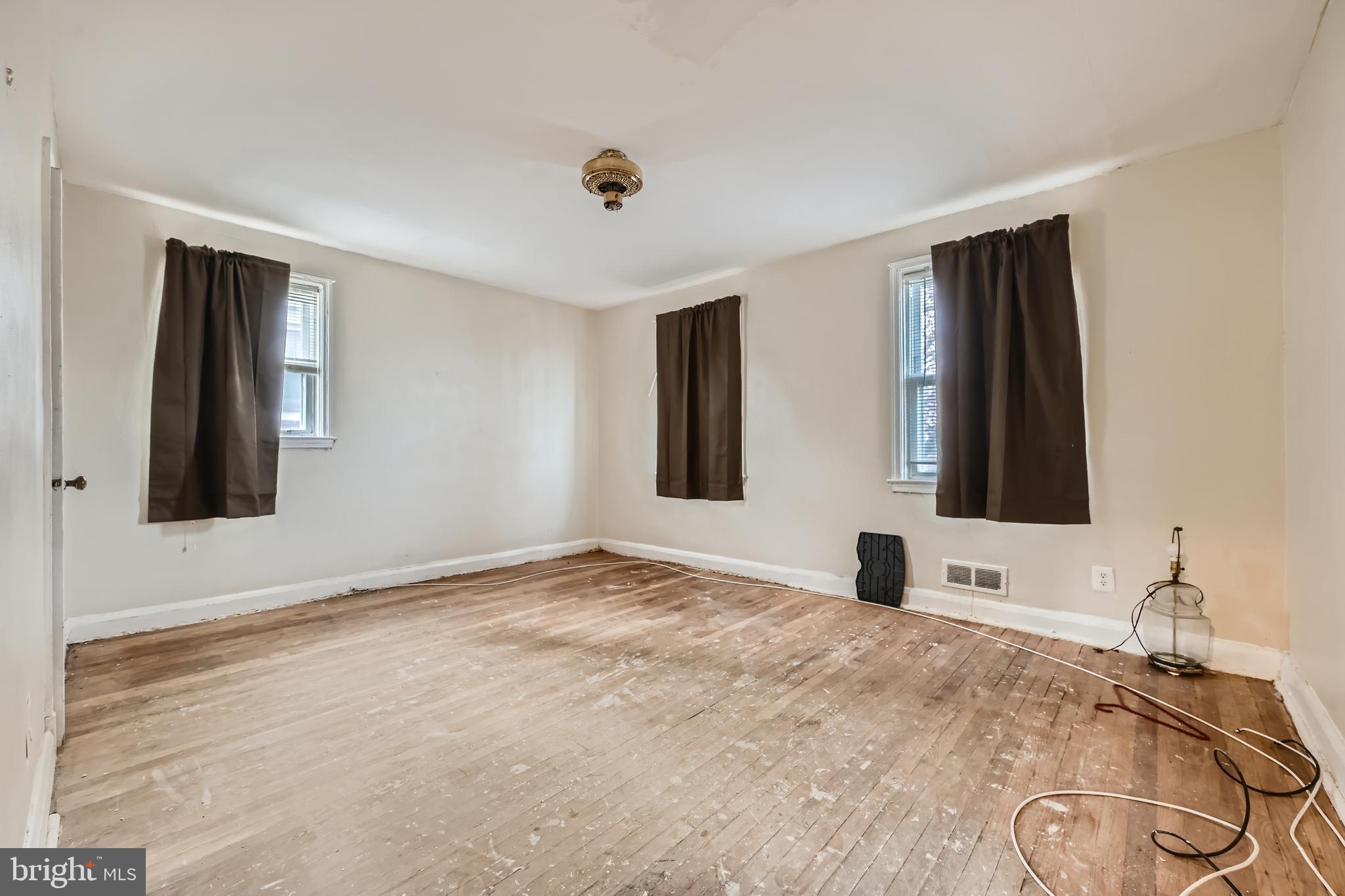 BELAIR-EDISON - Residential