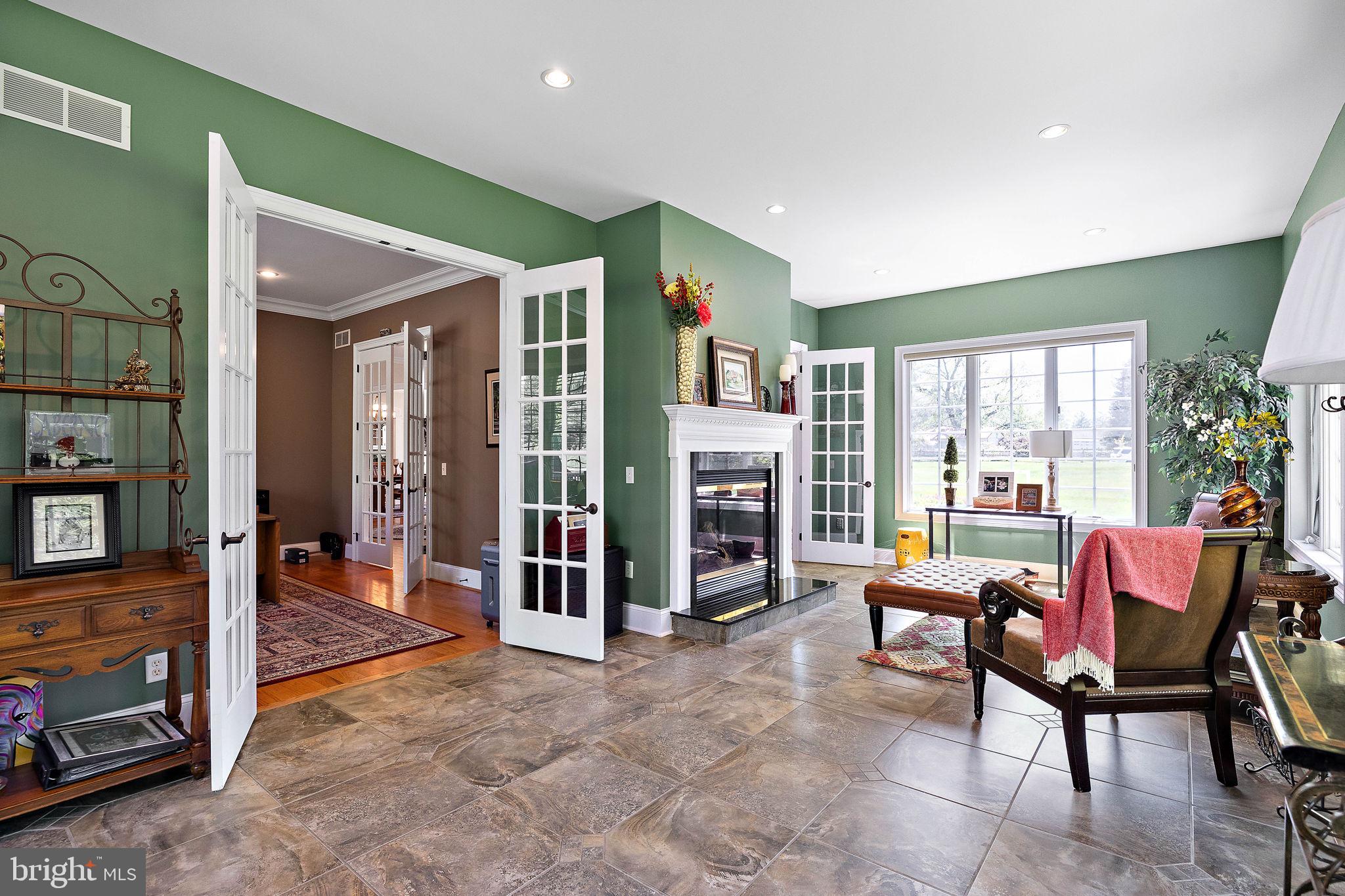 CENTREVILLE RESERV - Residential