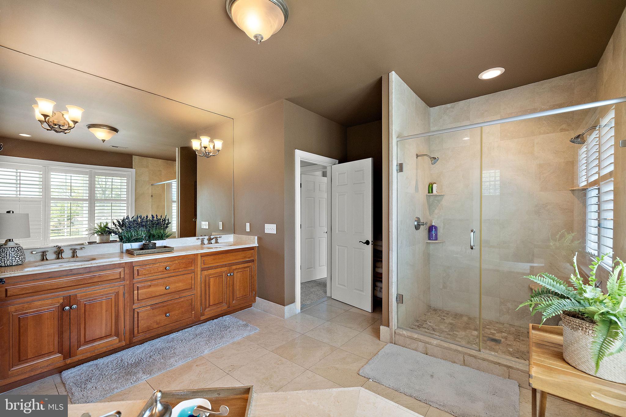 CENTREVILLE RESERV - Residential