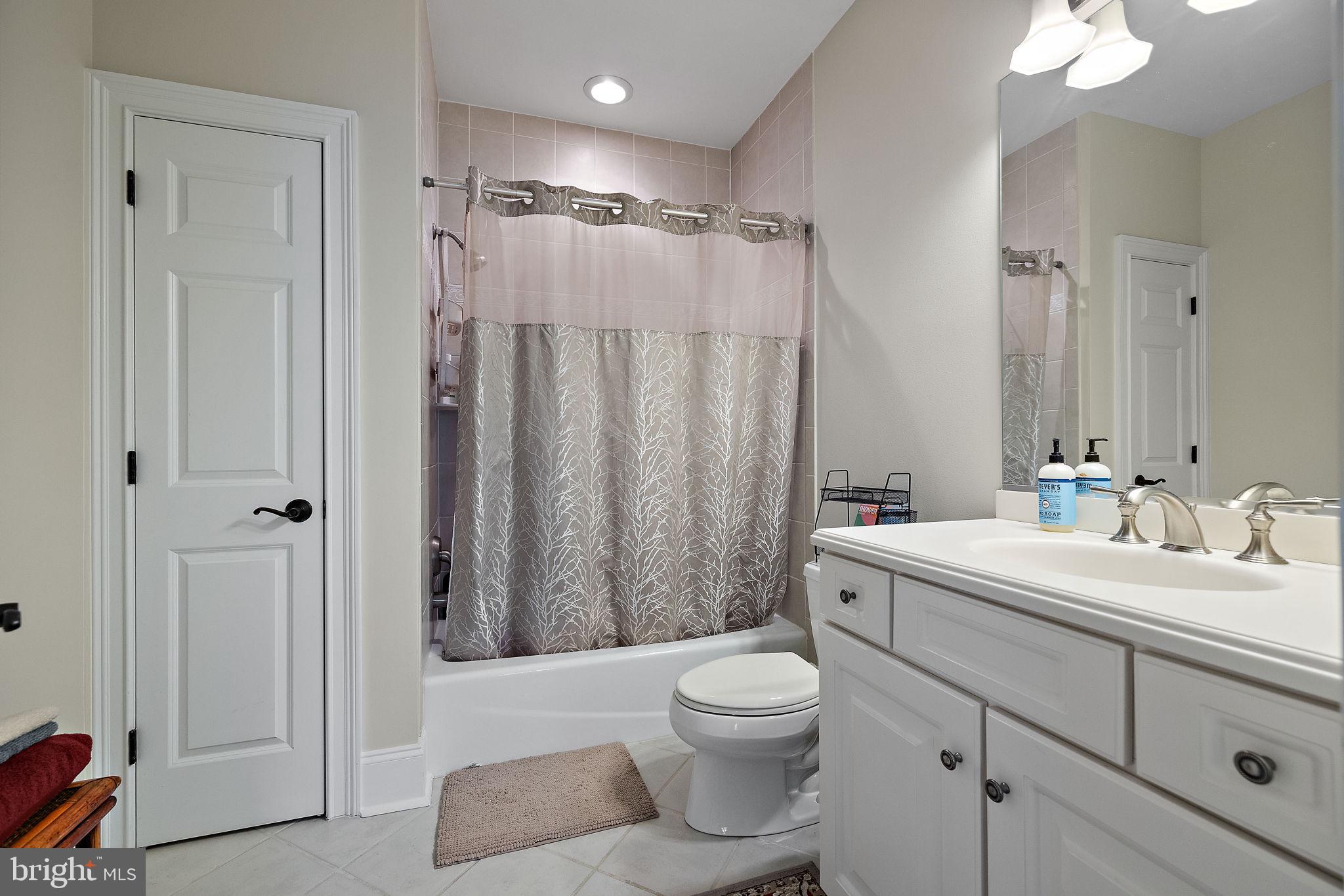 CENTREVILLE RESERV - Residential