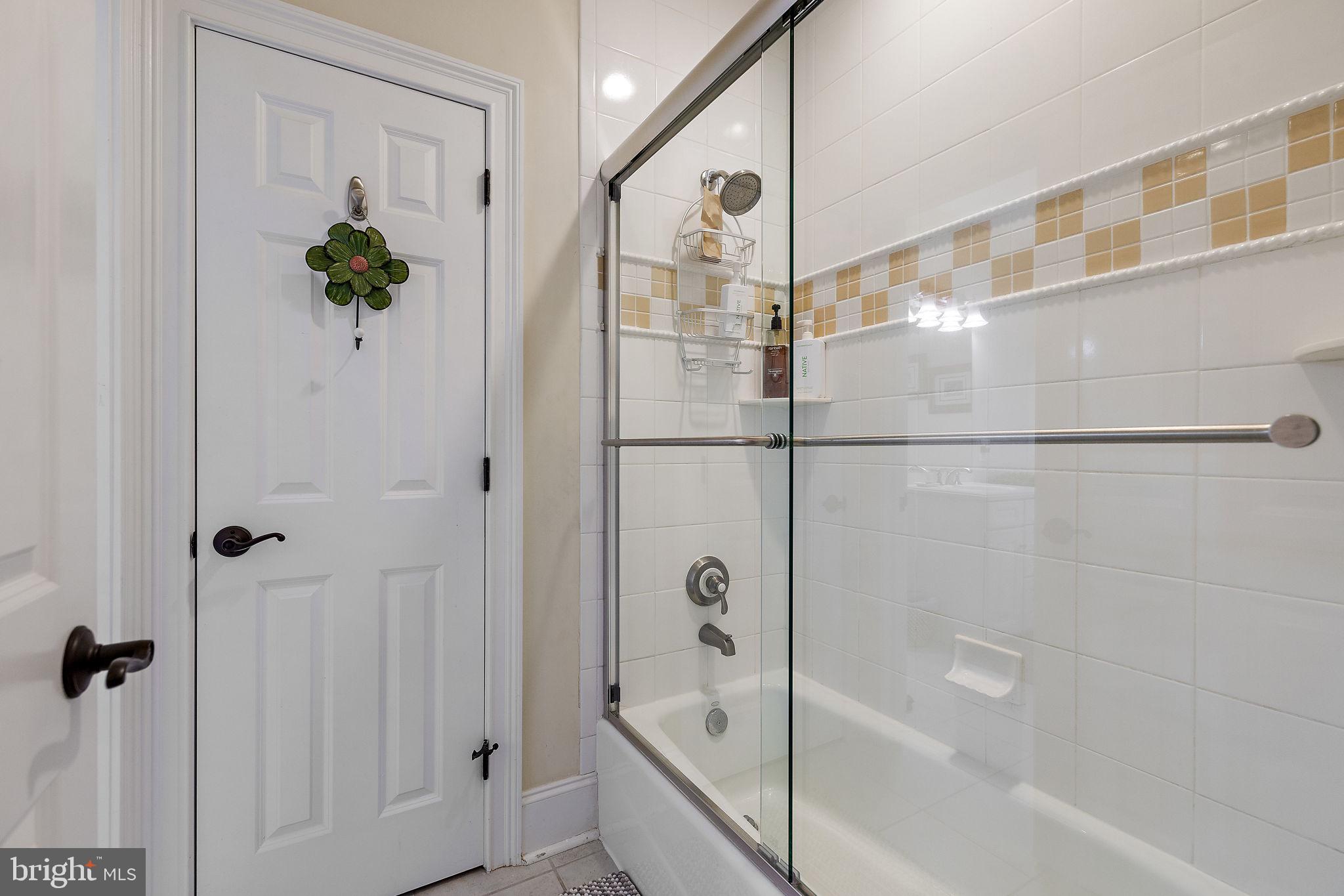 CENTREVILLE RESERV - Residential