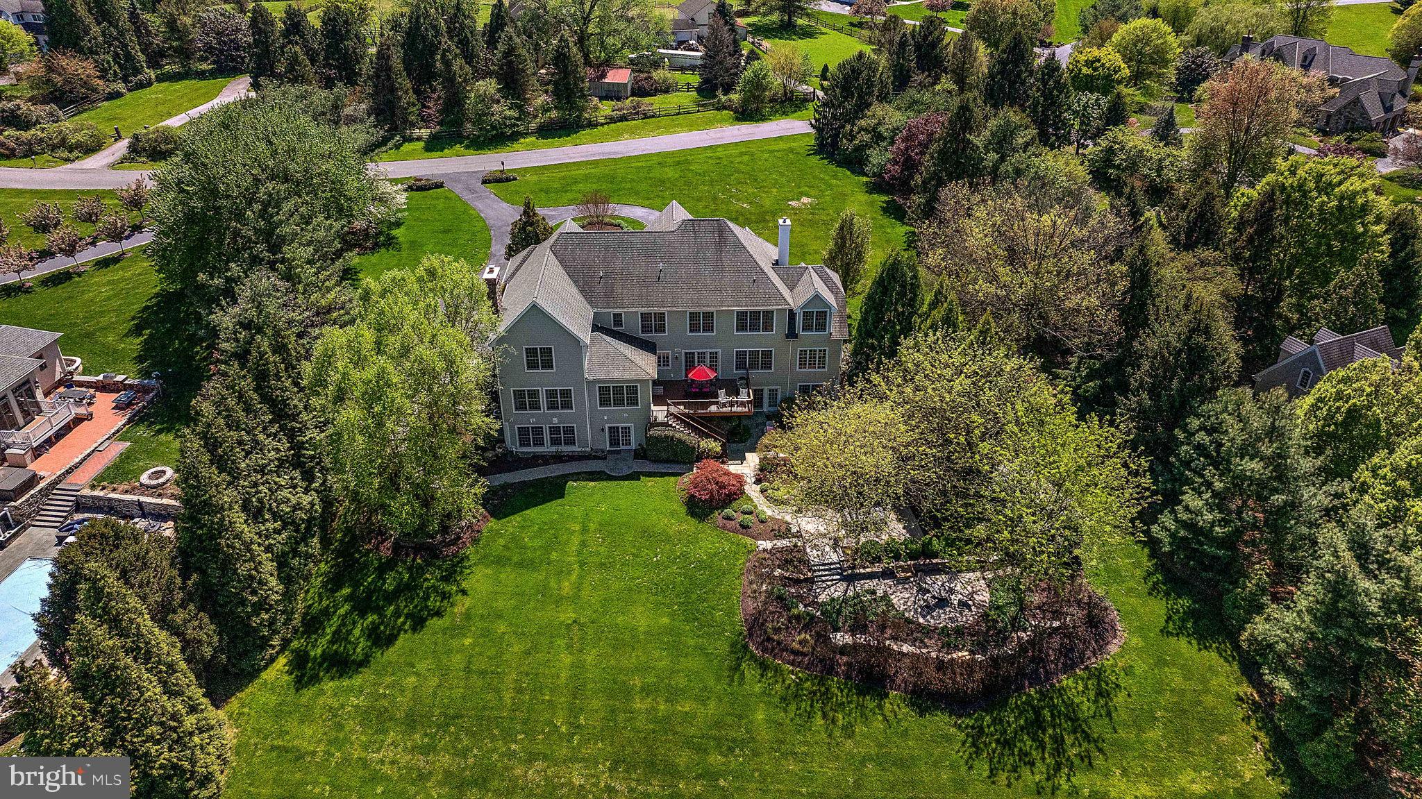 107 CENTRENEST LANE