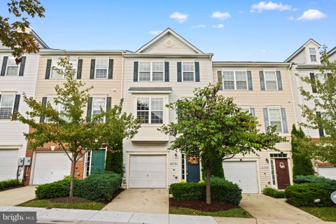 Townhouse For Sale - 12751 Longford Glen Drive<br/> GERMANTOWN, MD 20874