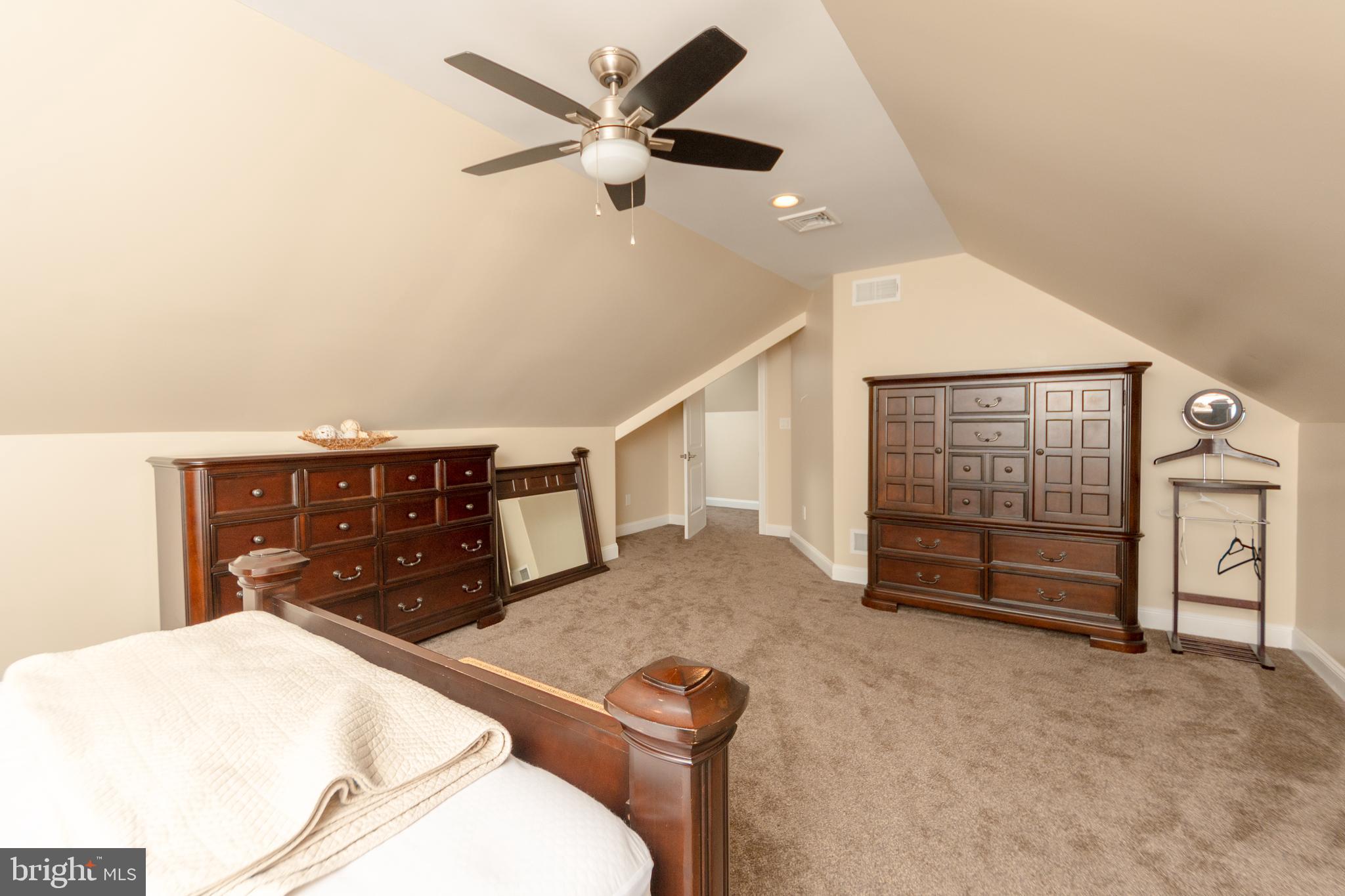 PENN MANOR - Residential