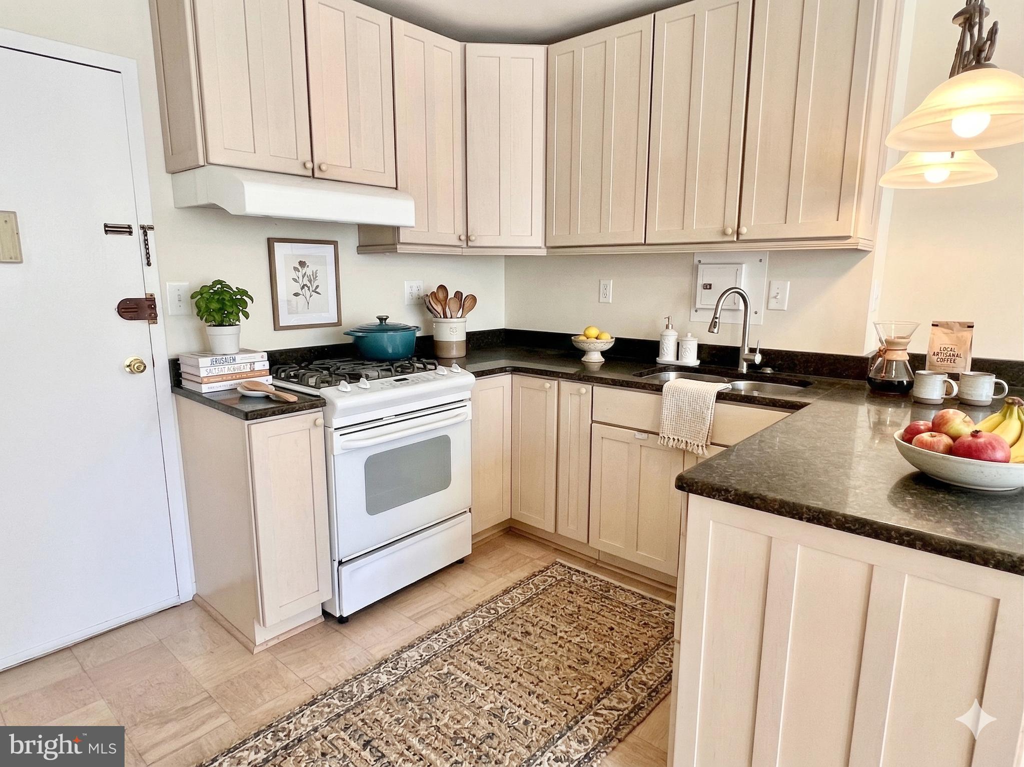 522 21ST STREET NW 707