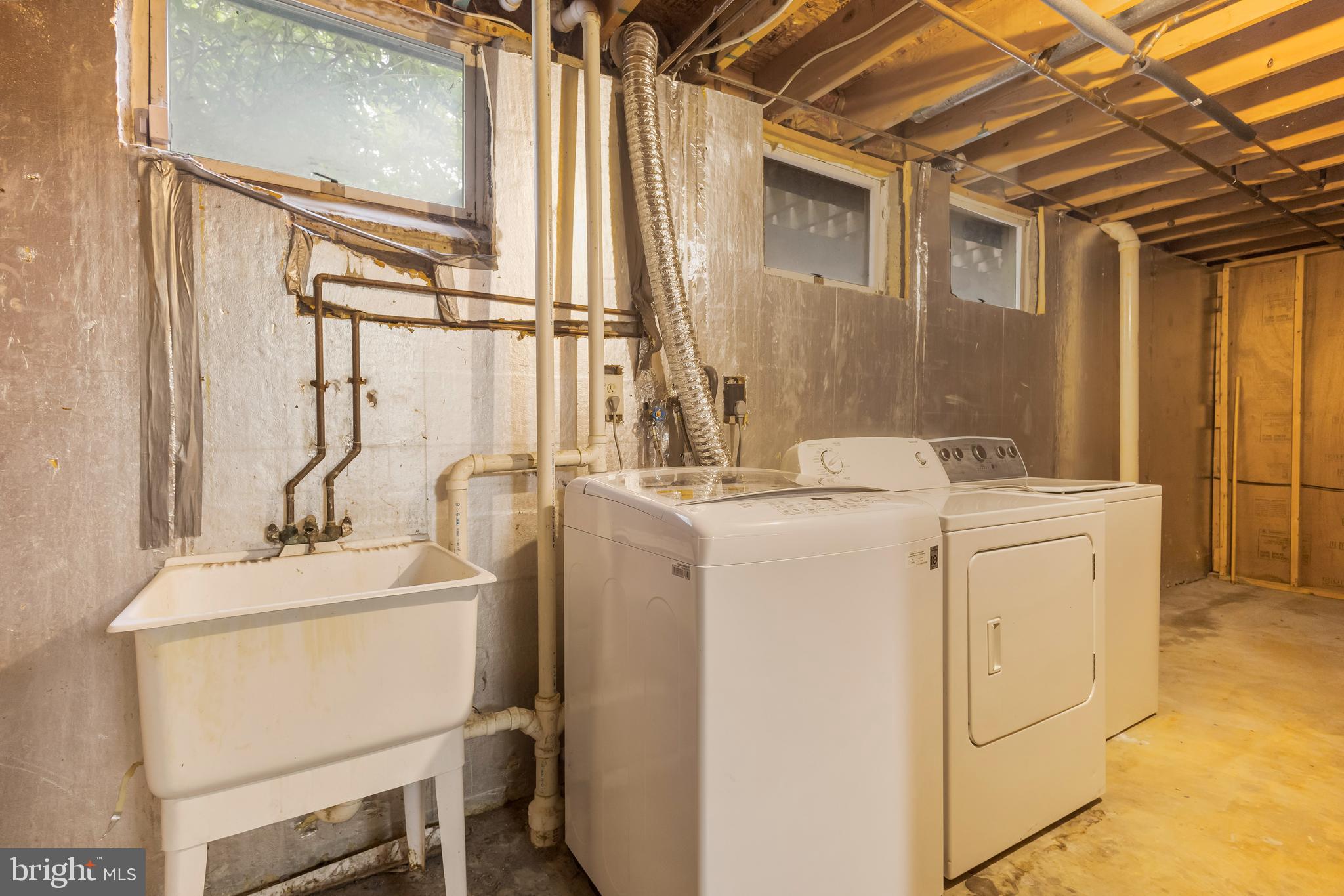 ROLLING ACRES - Residential