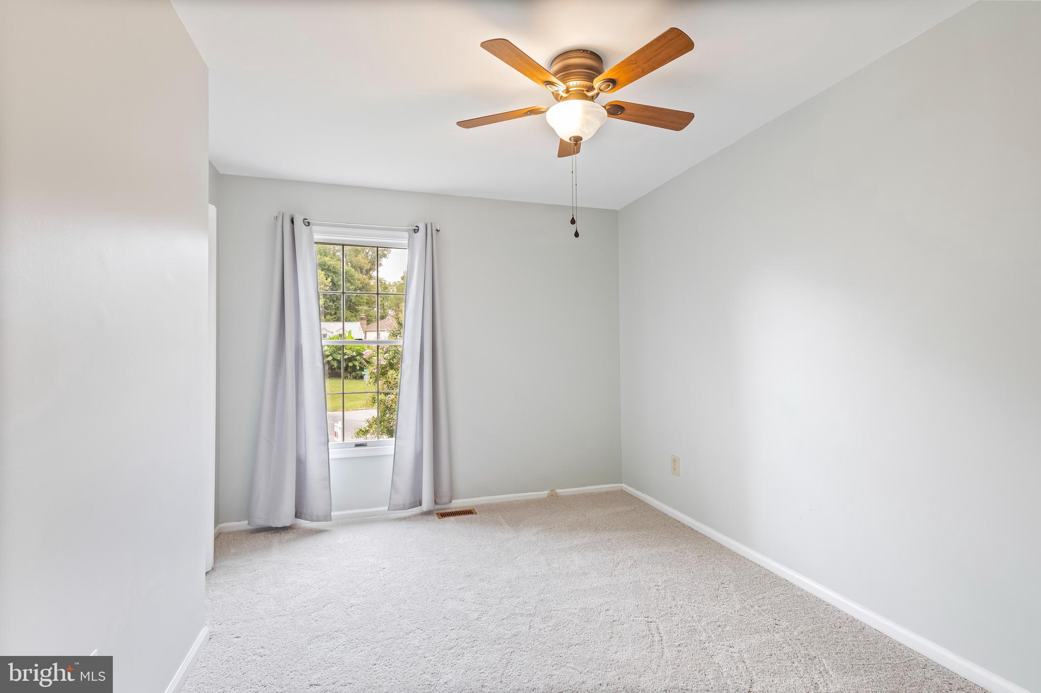 ROLLING ACRES - Residential