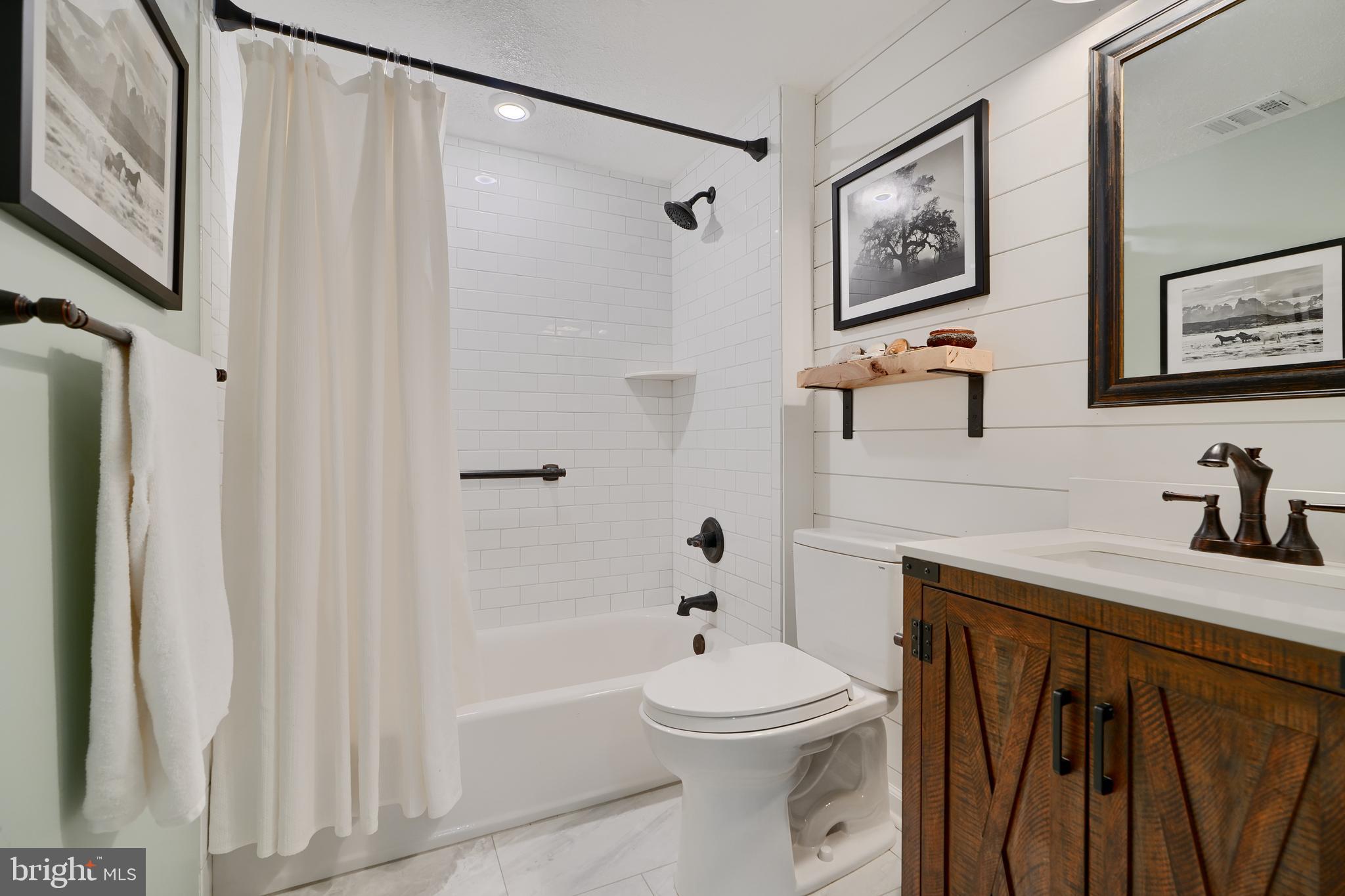 MAYS CHAPEL VILLAGE - Residential