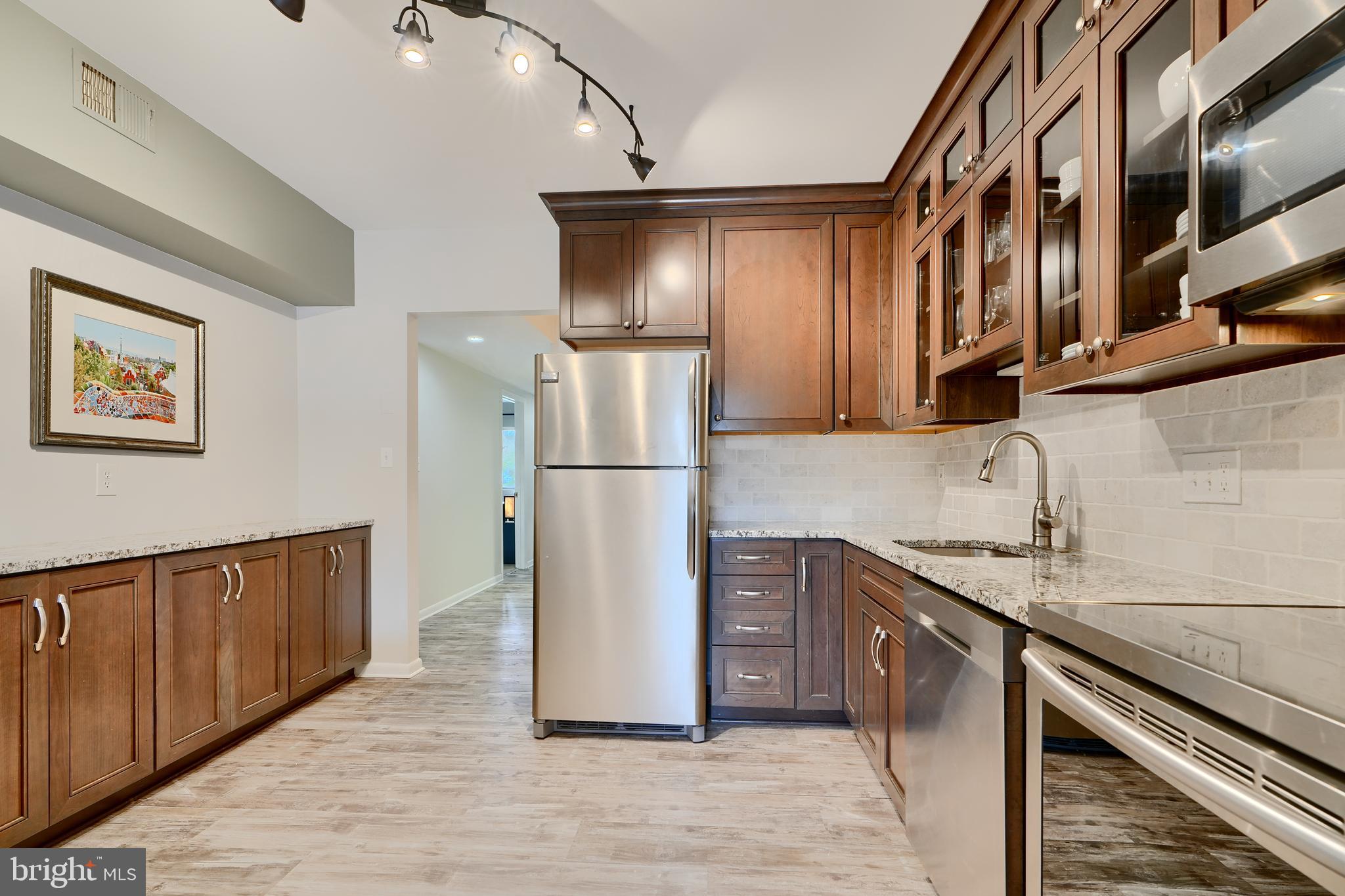 MAYS CHAPEL VILLAGE - Residential