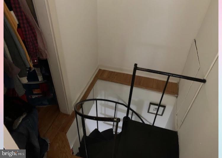 409 S 11TH STREET 1R