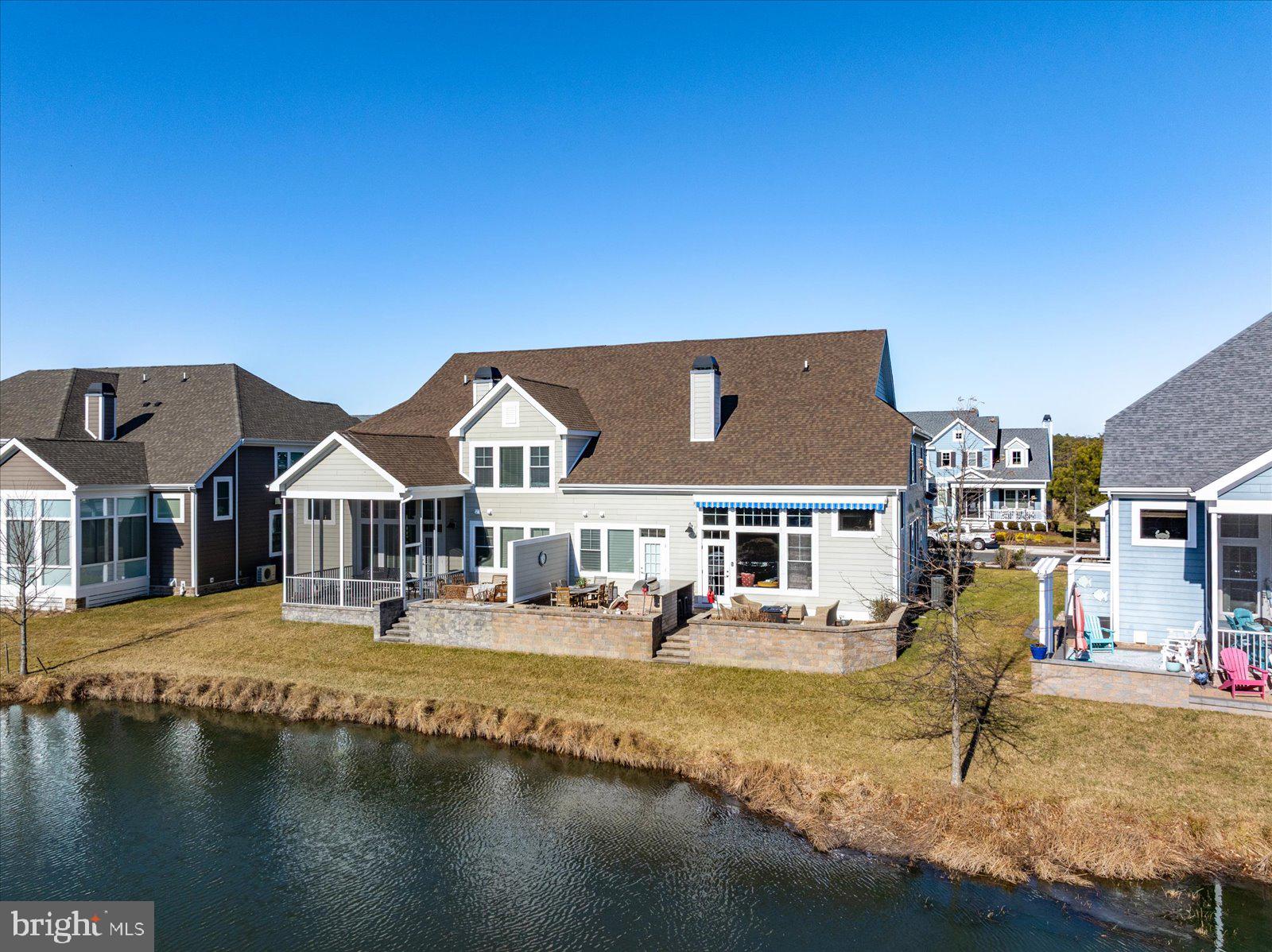 BAYSIDE - Residential