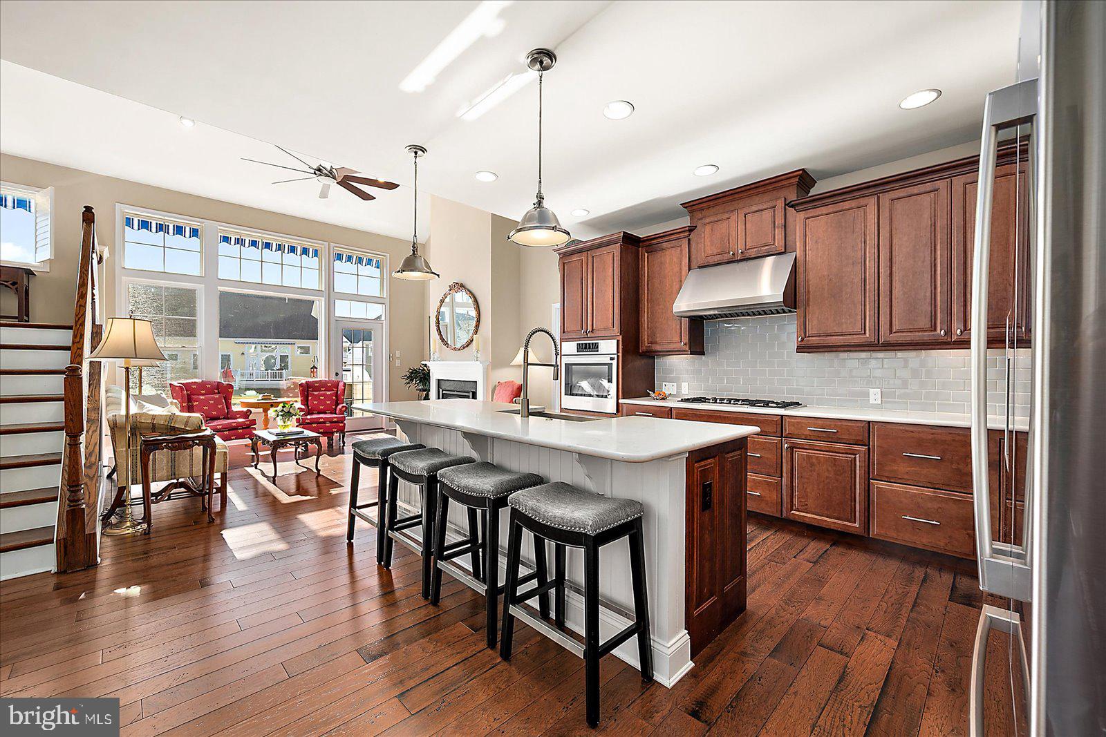 BAYSIDE - Residential