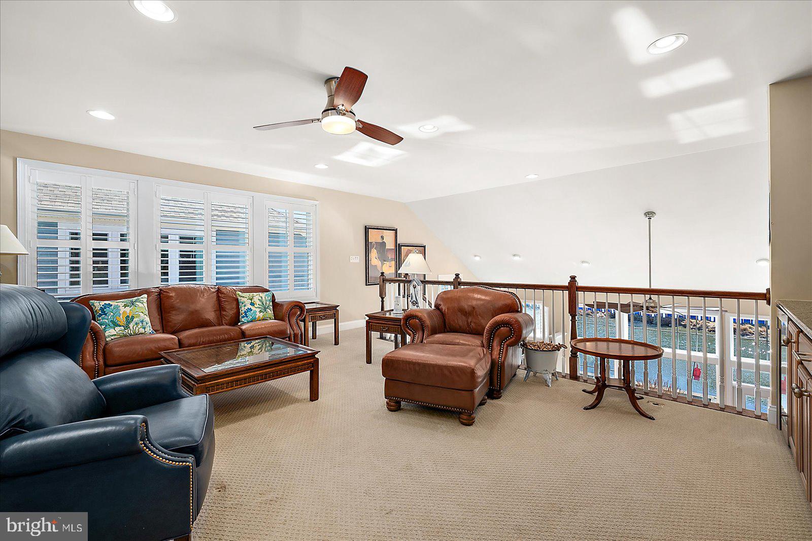 BAYSIDE - Residential