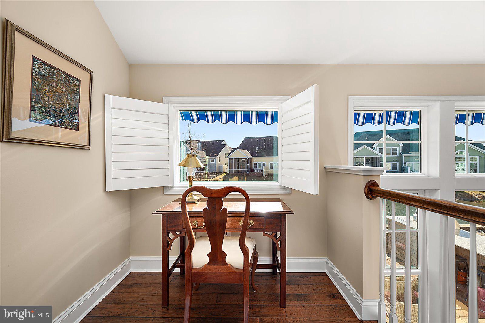 BAYSIDE - Residential