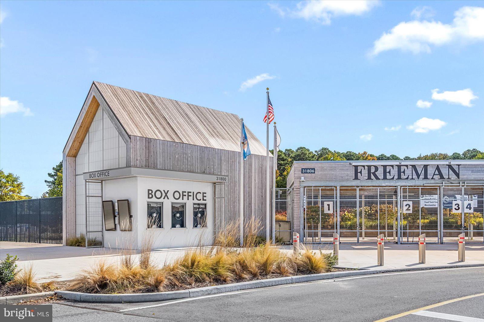 BAYSIDE - Residential