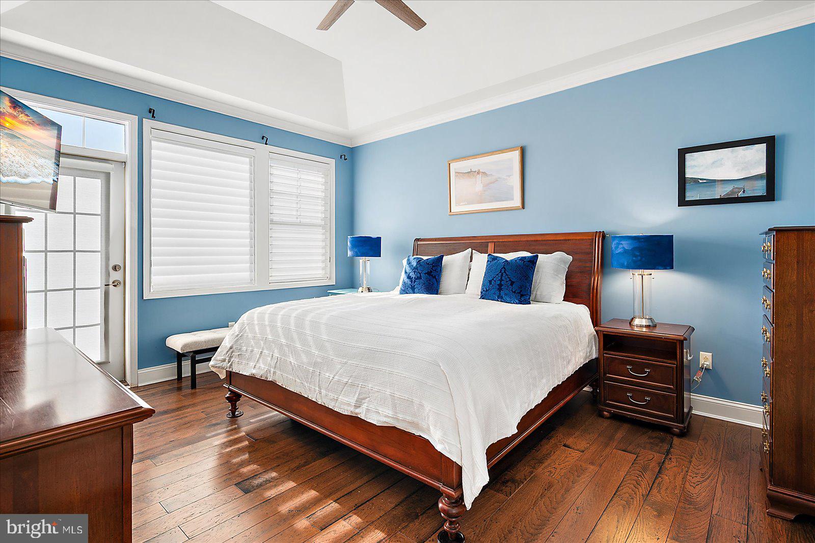 BAYSIDE - Residential