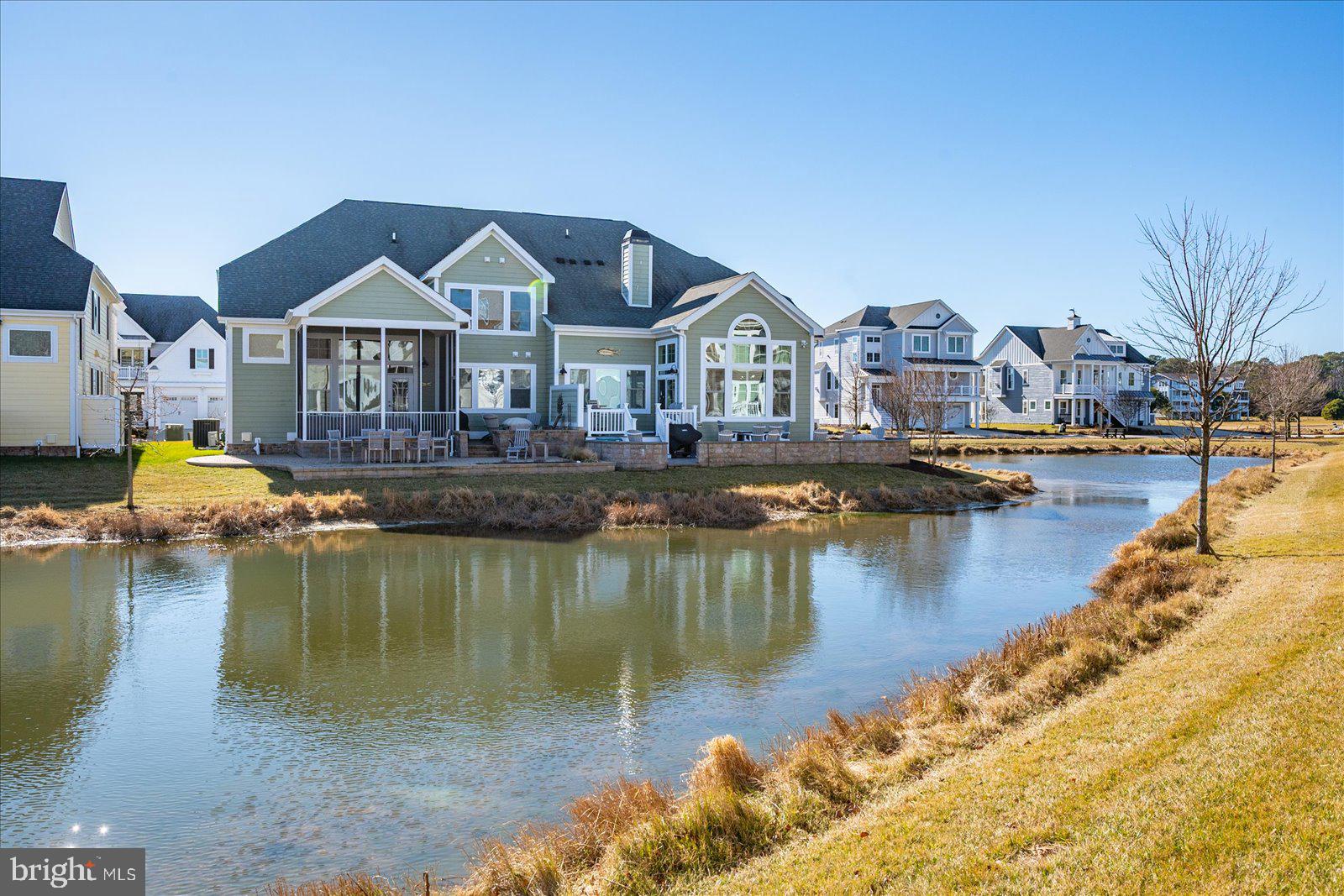 BAYSIDE - Residential