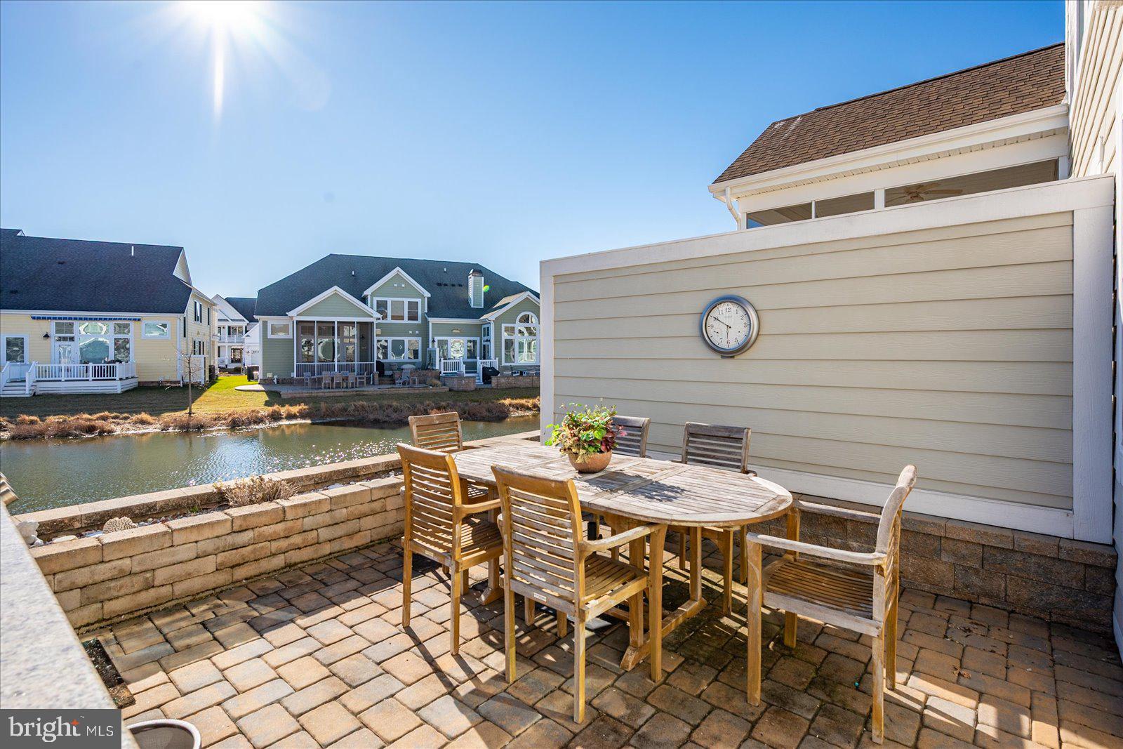 BAYSIDE - Residential