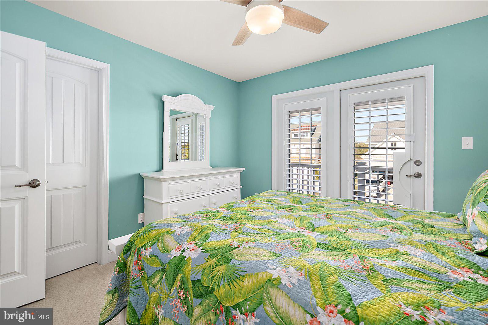 BAYSIDE - Residential