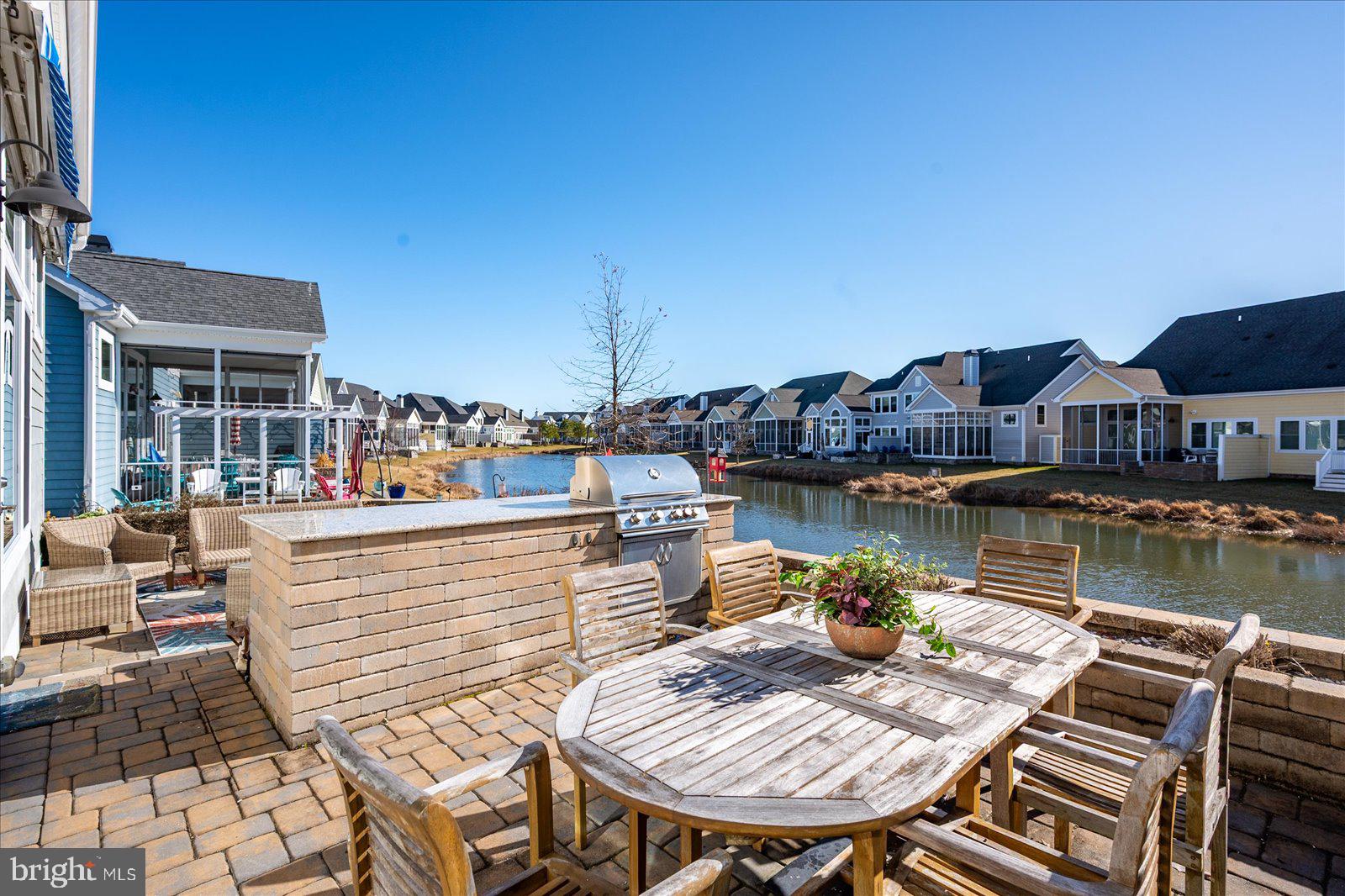 BAYSIDE - Residential