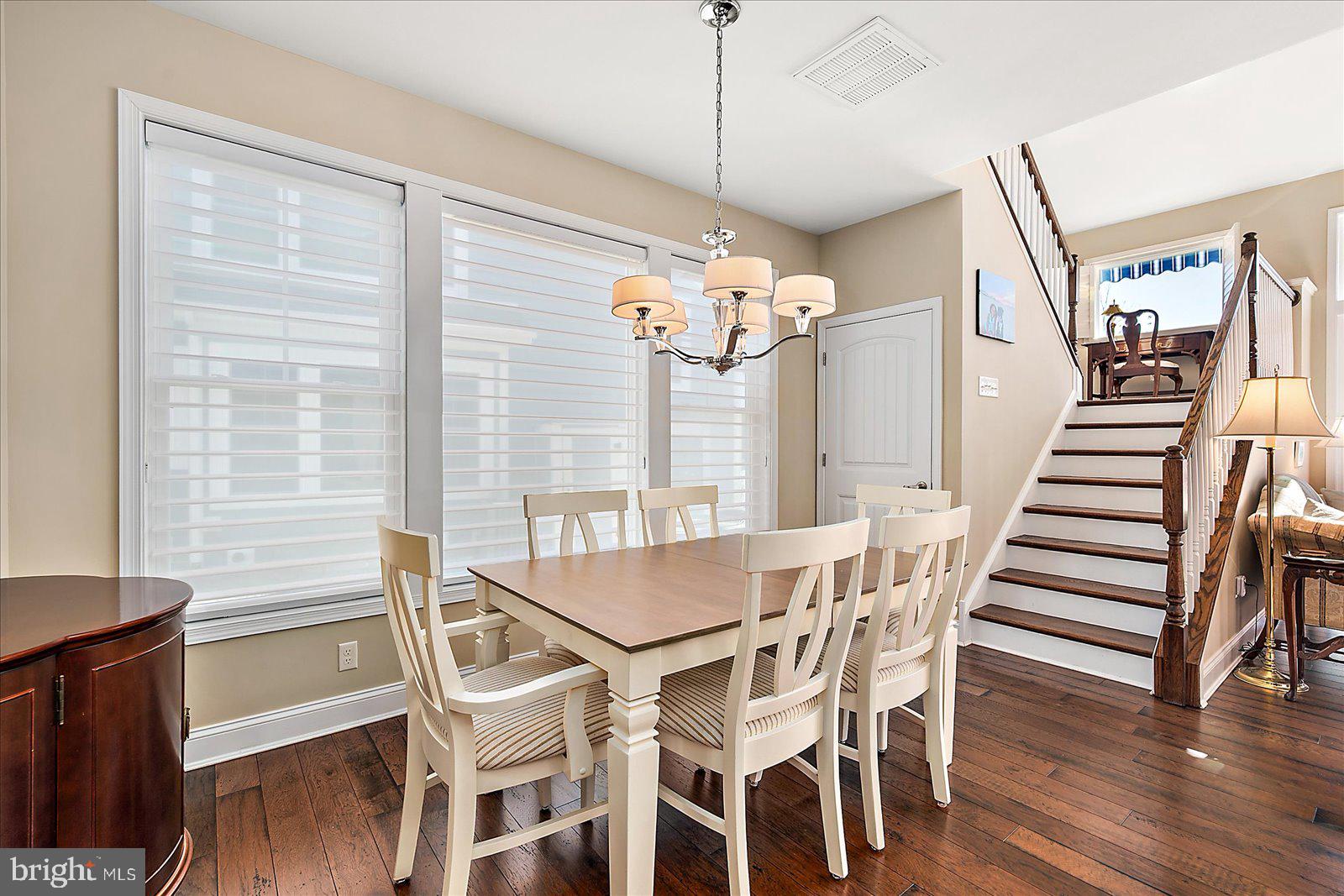 BAYSIDE - Residential