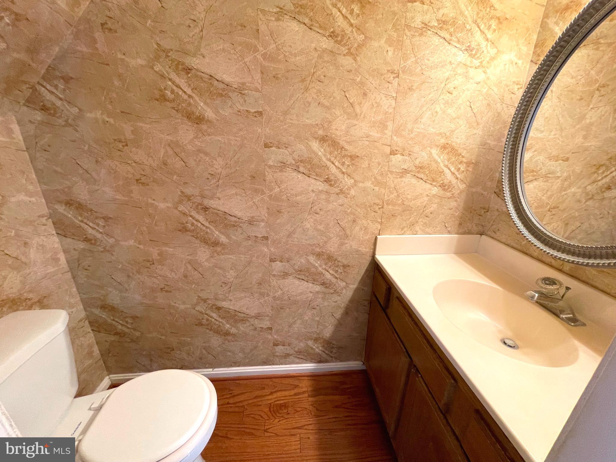 LANCASTER / WESTLAKE VILLAGE - Residential Lease