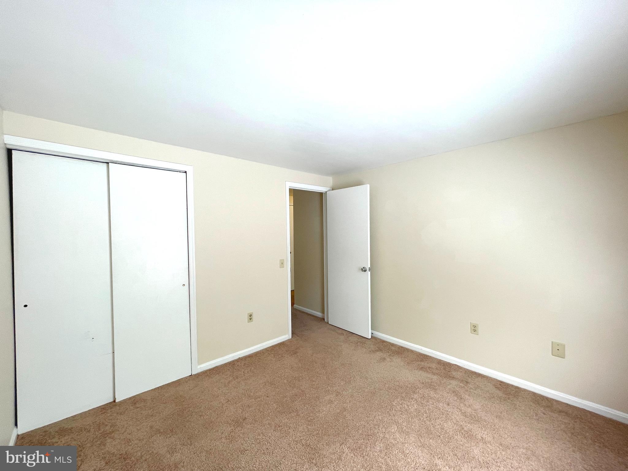 LANCASTER / WESTLAKE VILLAGE - Residential Lease