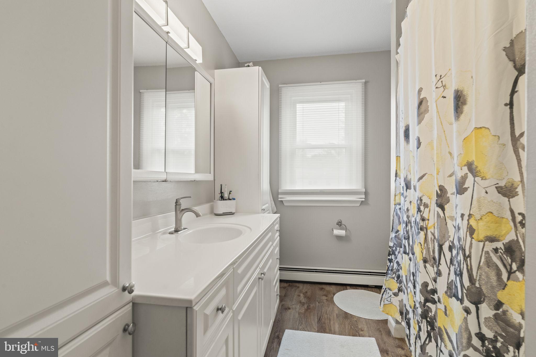 WARRINGTON VIL - Residential