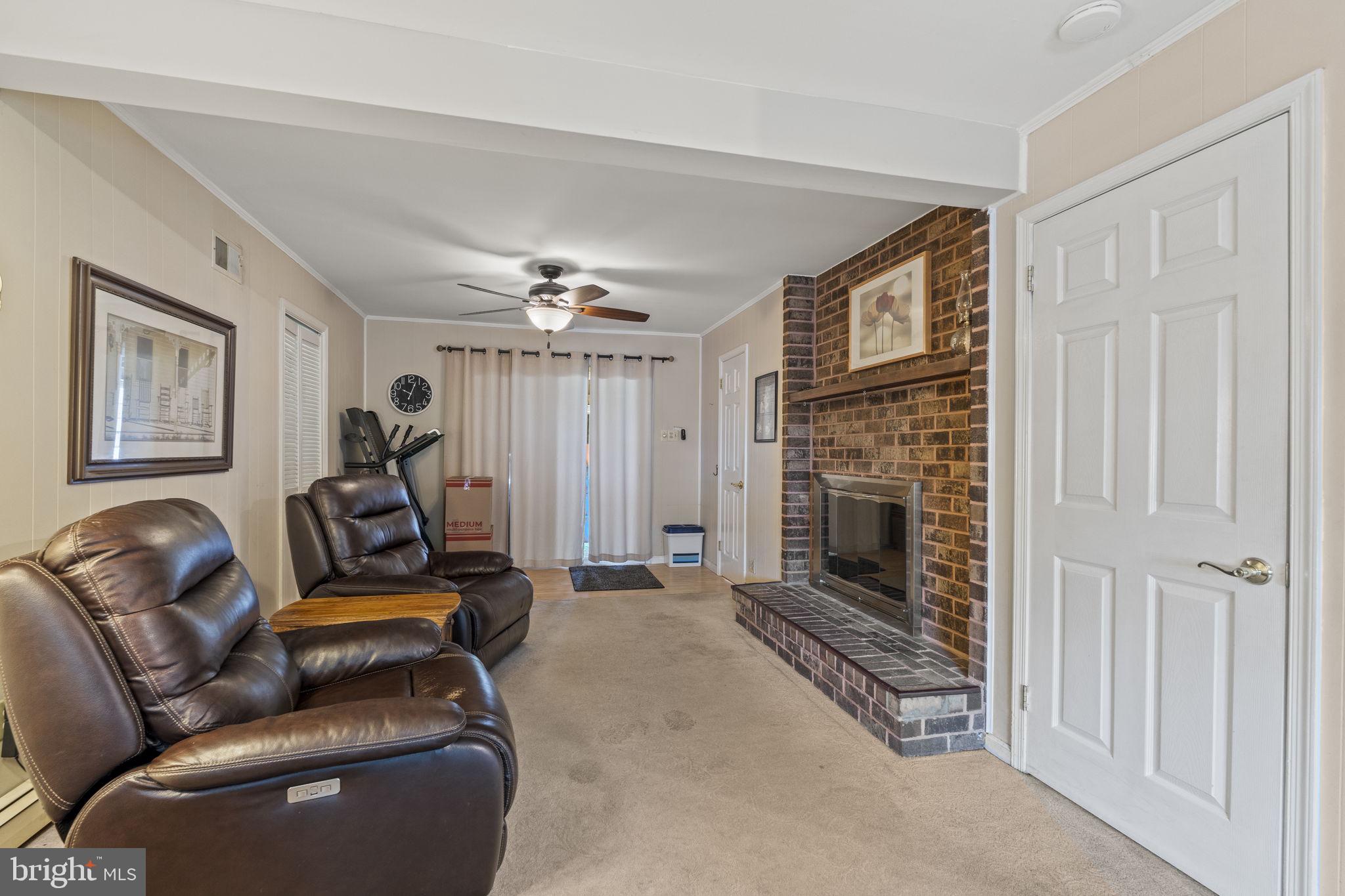 WARRINGTON VIL - Residential