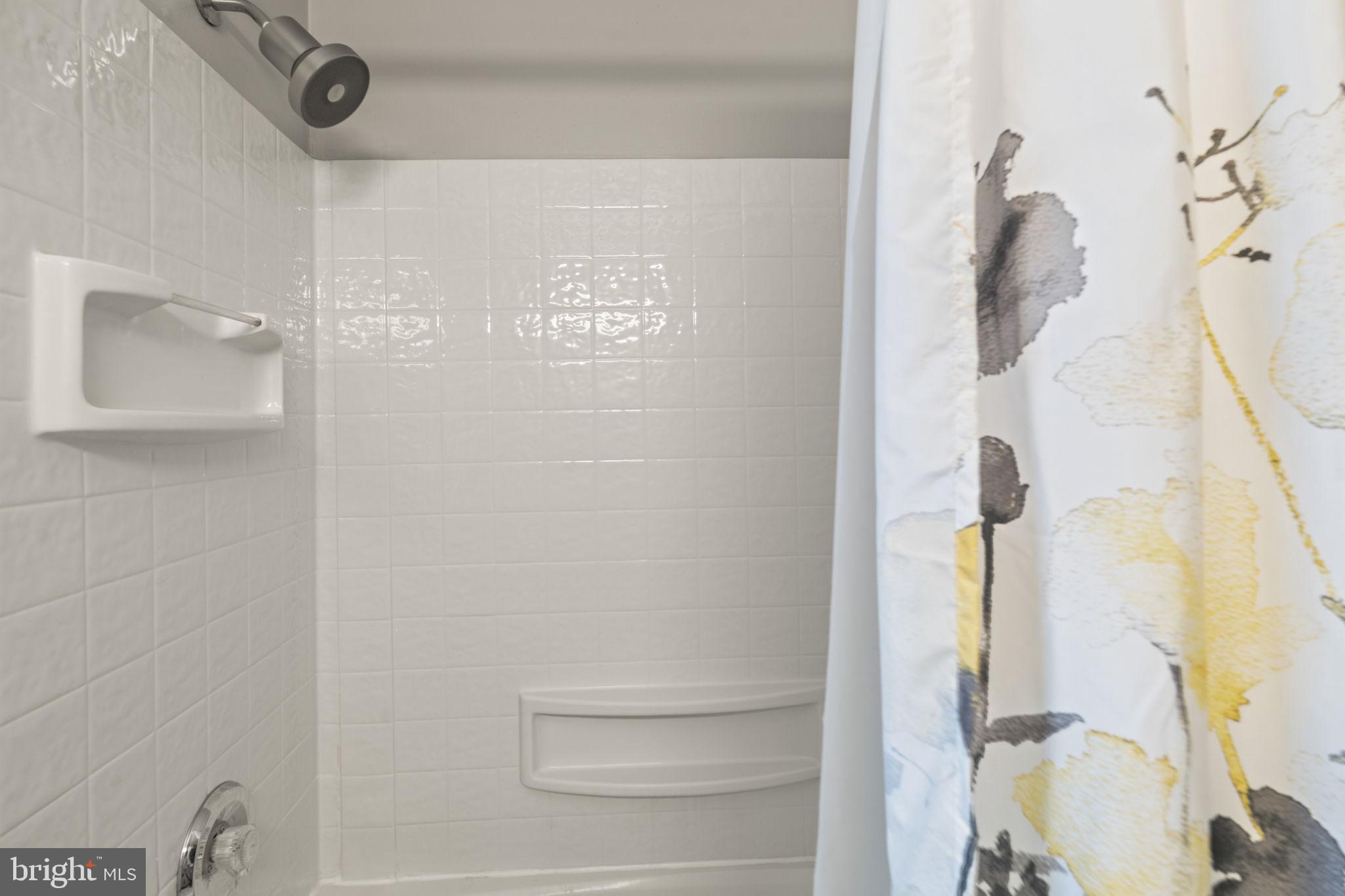 WARRINGTON VIL - Residential