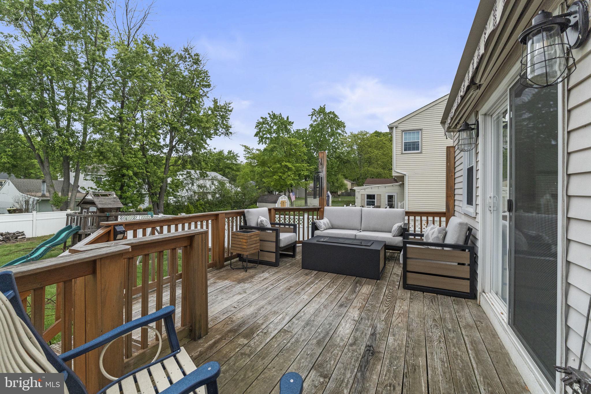 WARRINGTON VIL - Residential