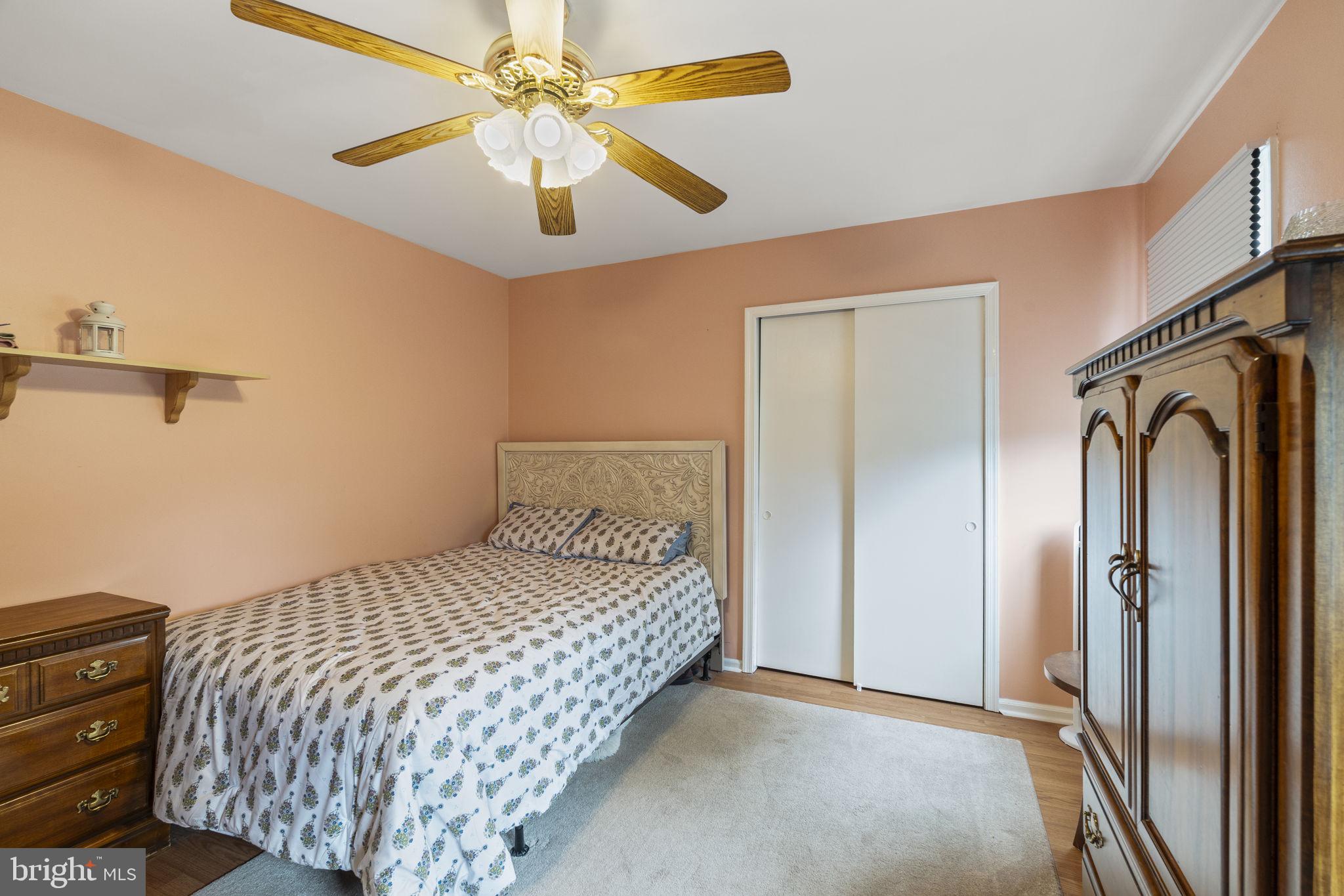 WARRINGTON VIL - Residential