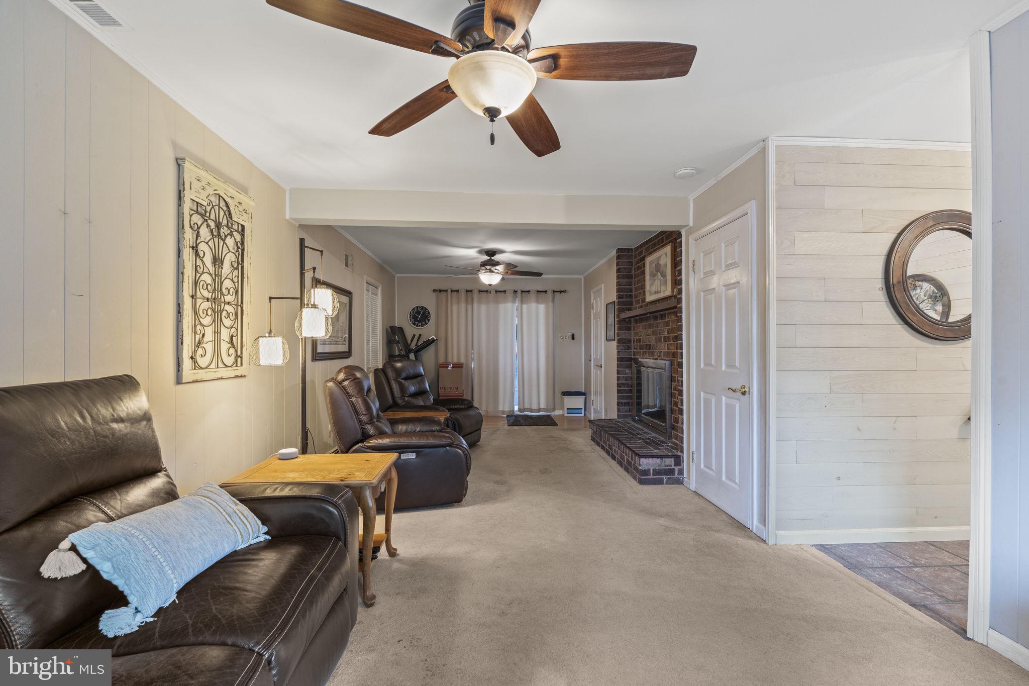 WARRINGTON VIL - Residential