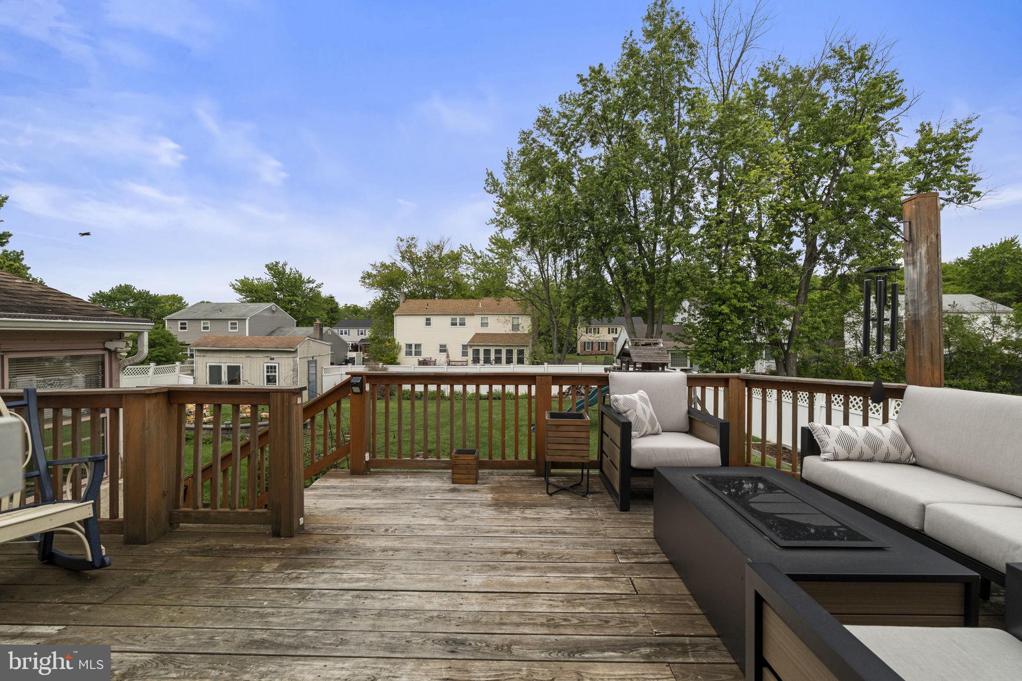 WARRINGTON VIL - Residential