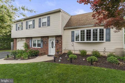 Homes For Sale - 1064 Lincoln Ct<br/> WARRINGTON, PA 18976