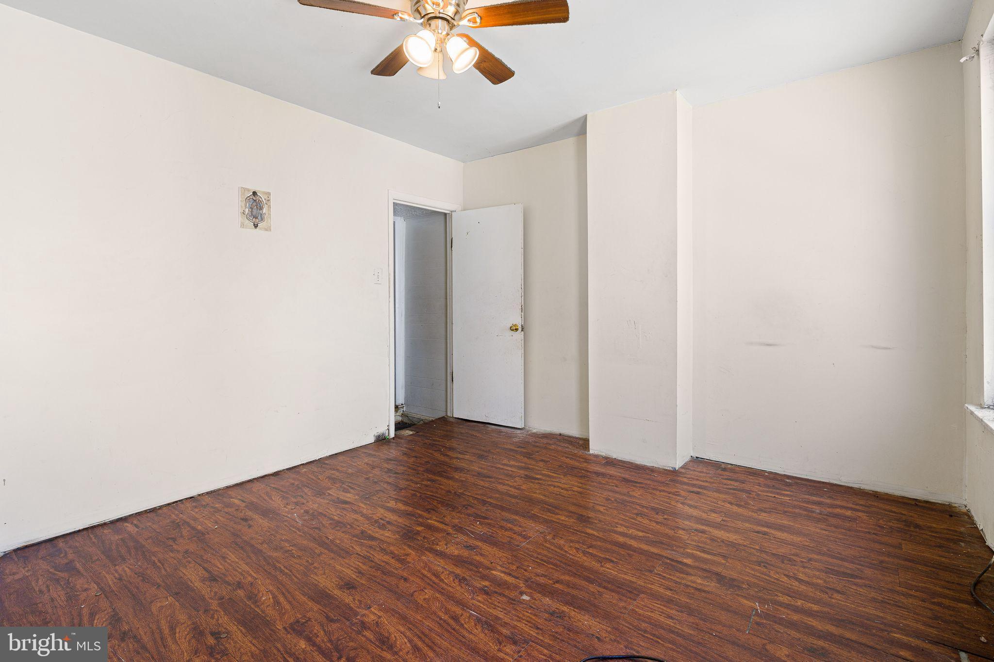 DICKINSON NARROWS - Residential