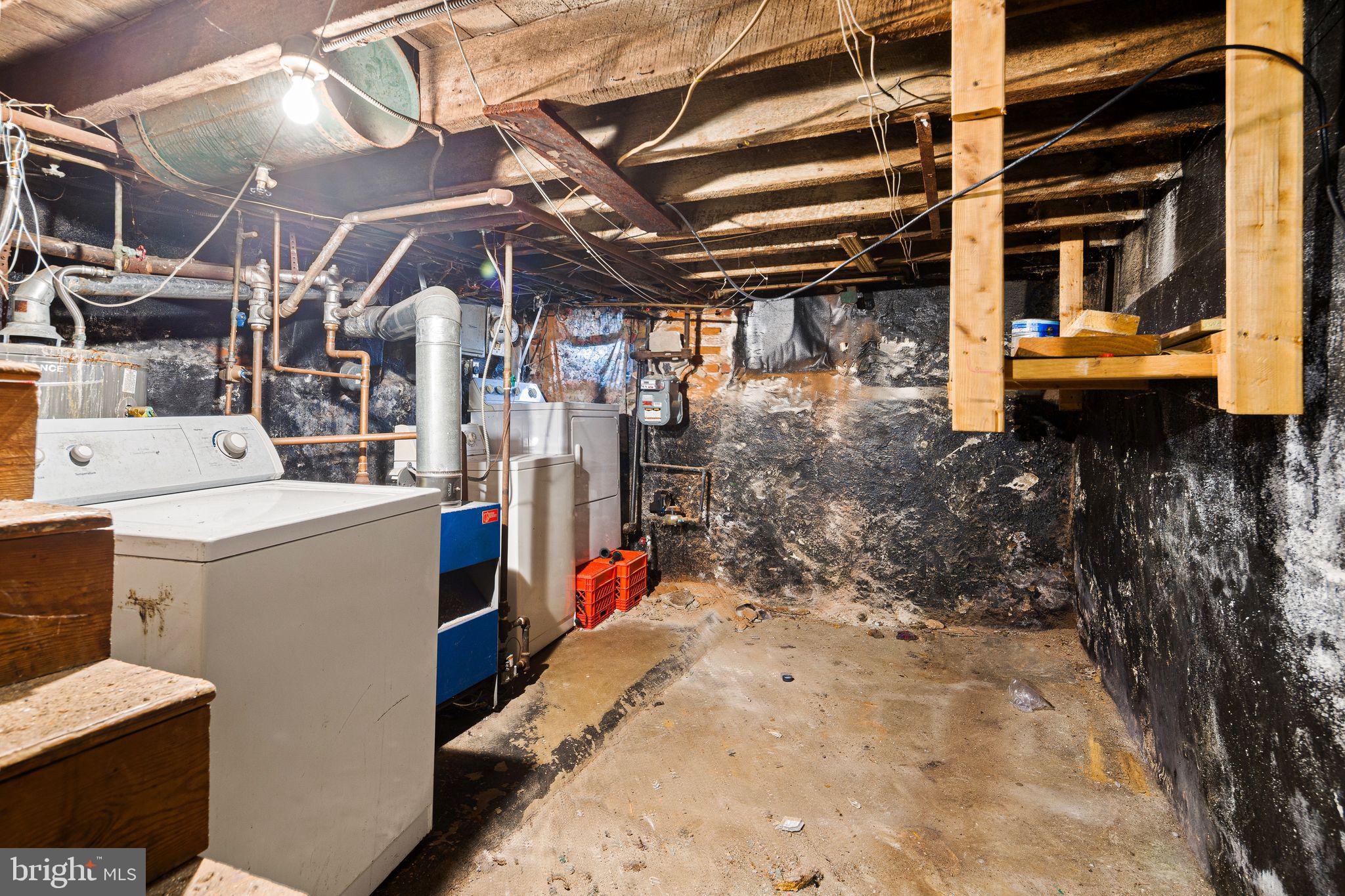 DICKINSON NARROWS - Residential