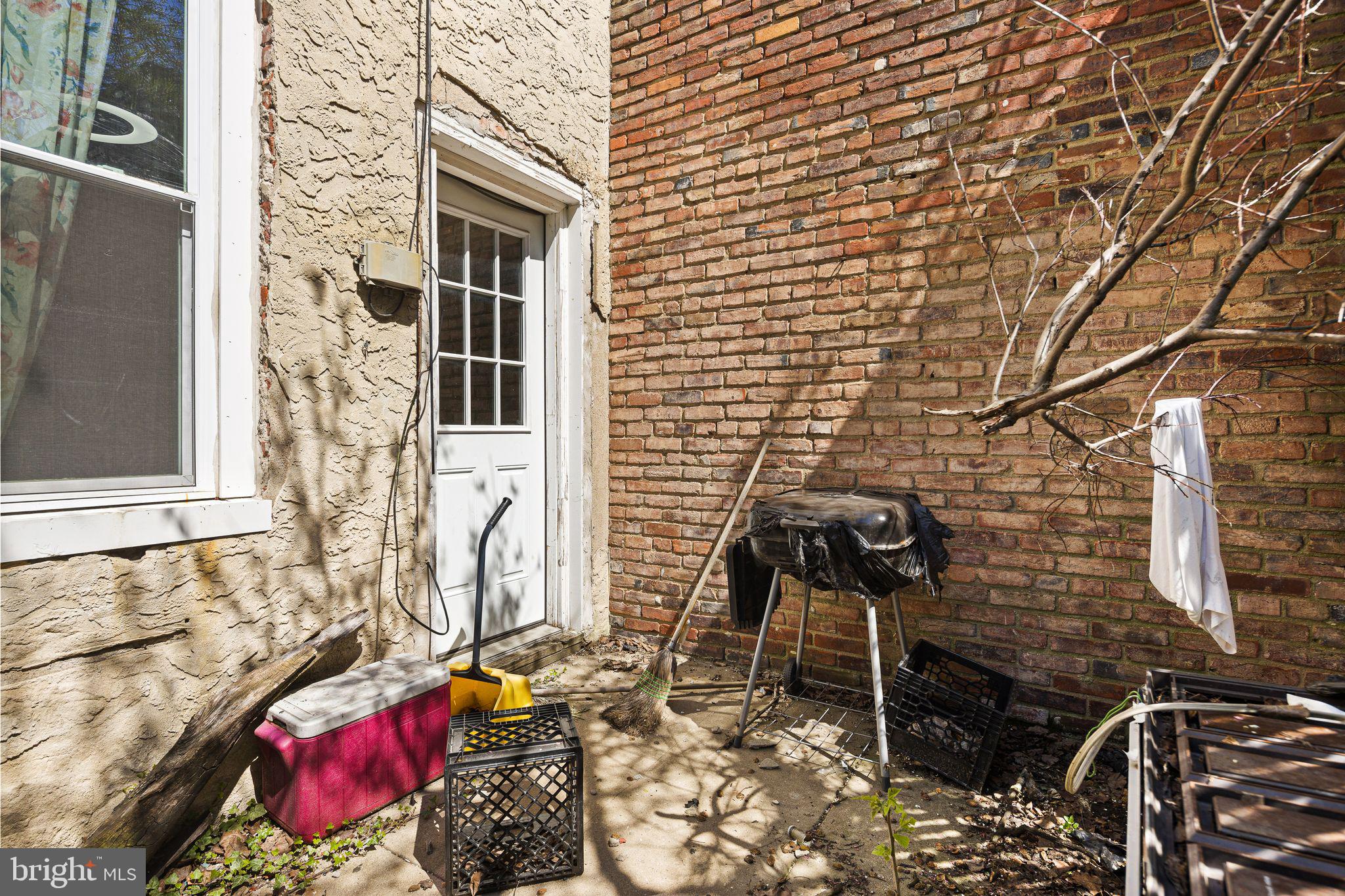 DICKINSON NARROWS - Residential