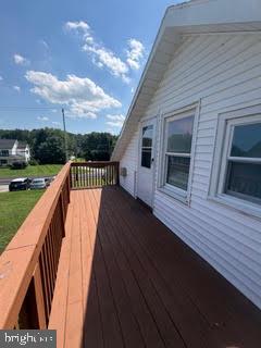 1910 VALLEY ROAD 2ND FLOOR