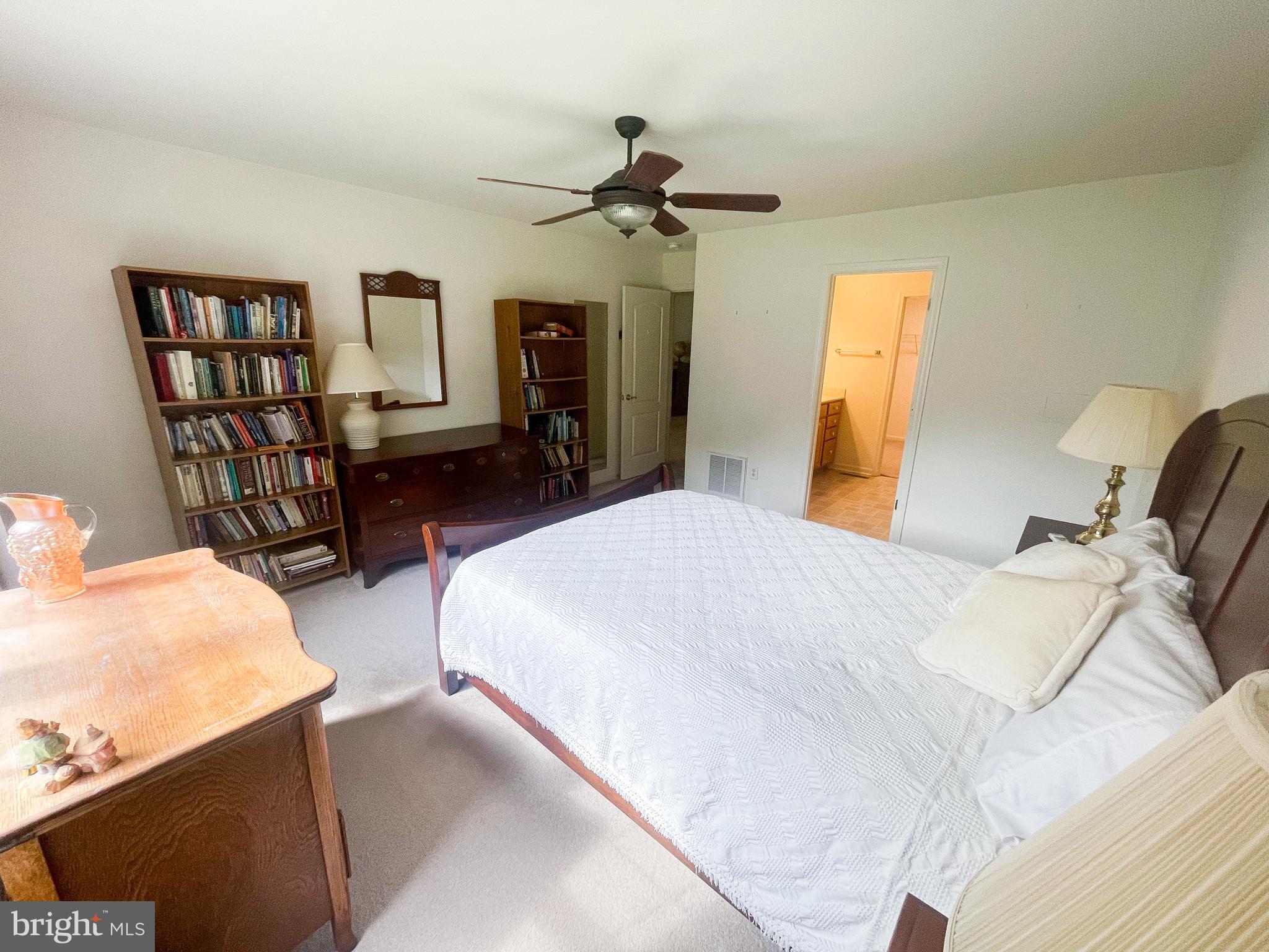 SLEEPY HOLLOW - Residential