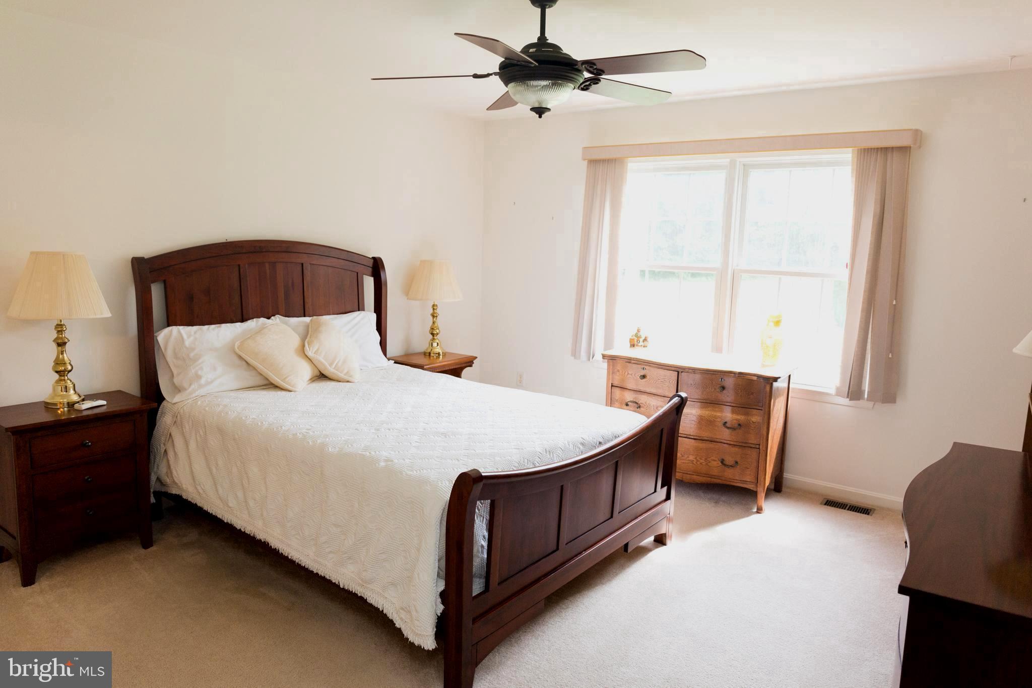 SLEEPY HOLLOW - Residential