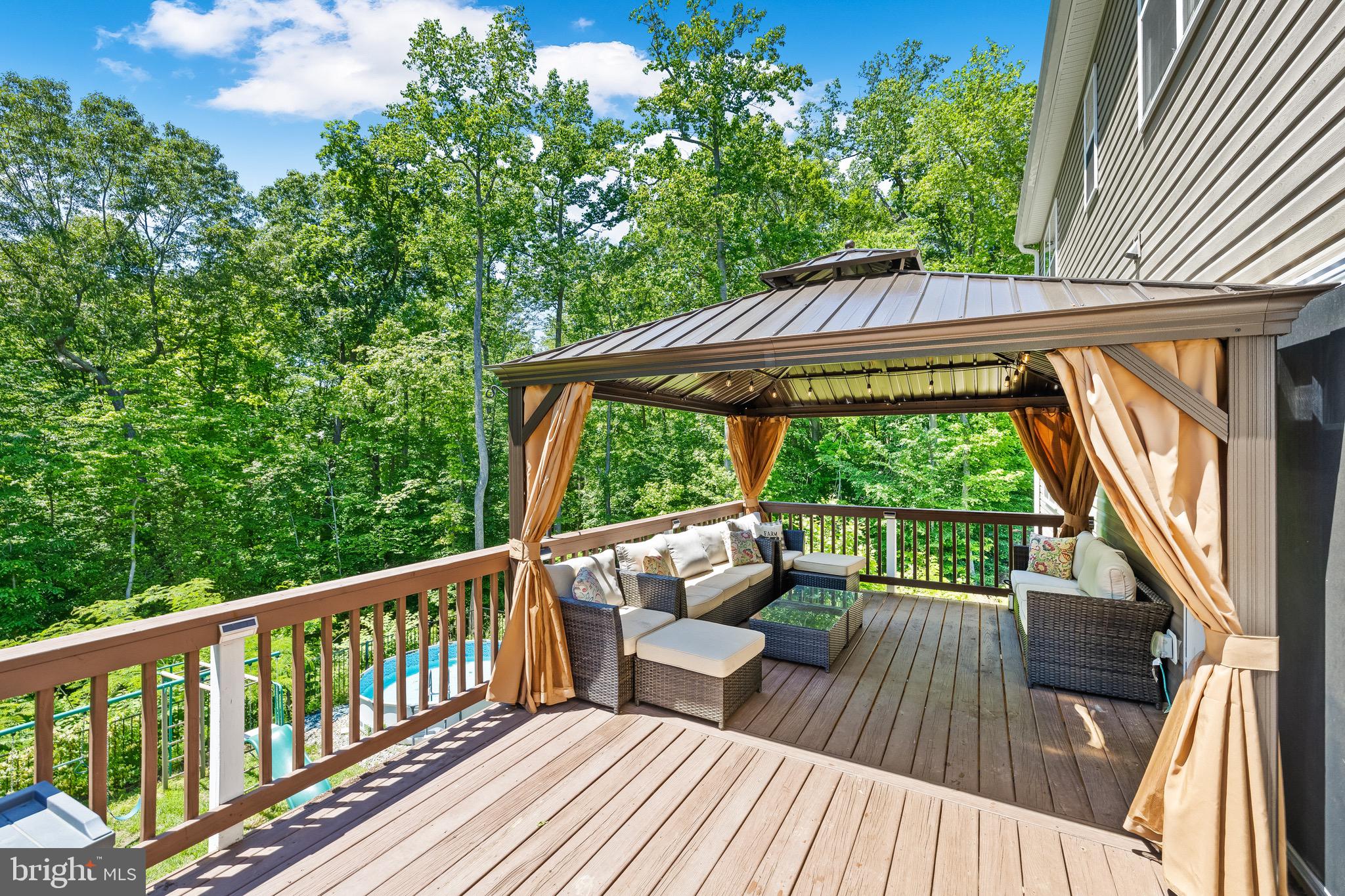 CAMP GEARY ESTATES - Residential