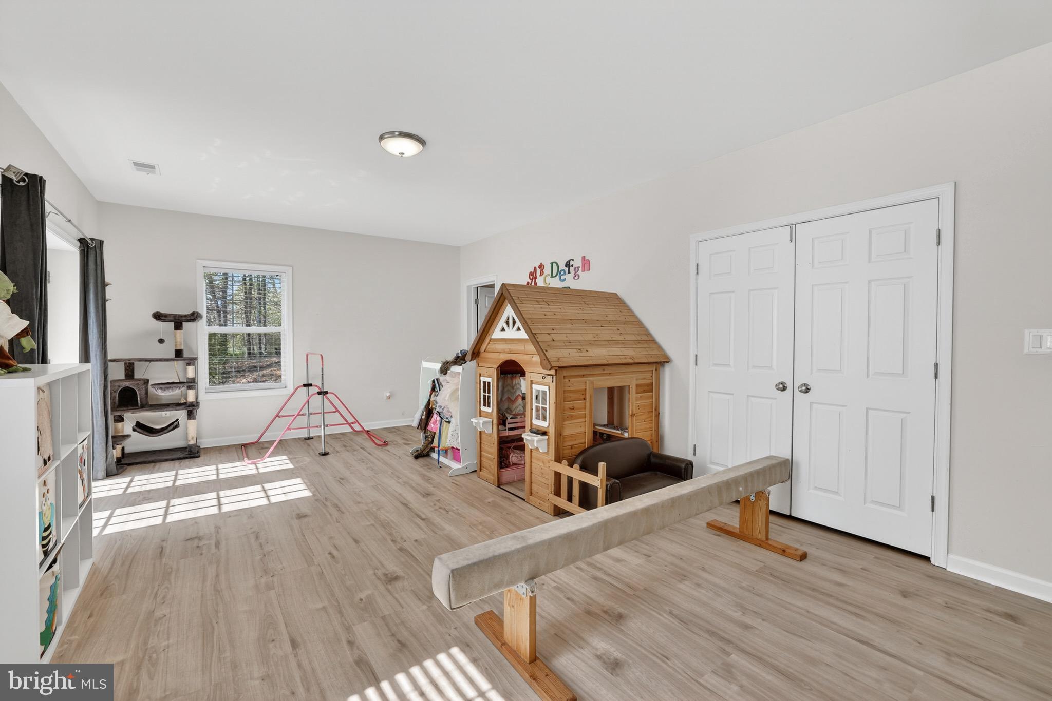 CAMP GEARY ESTATES - Residential