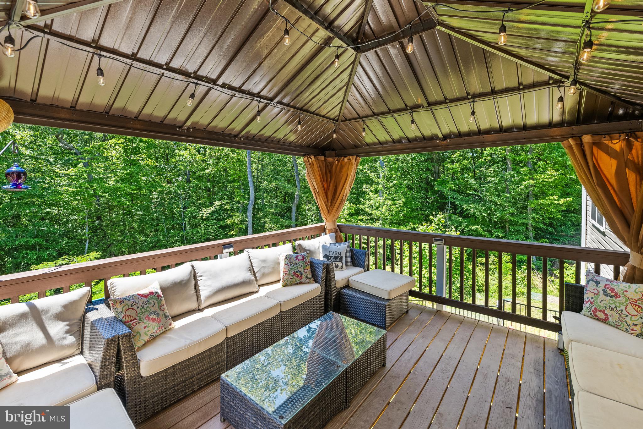 CAMP GEARY ESTATES - Residential