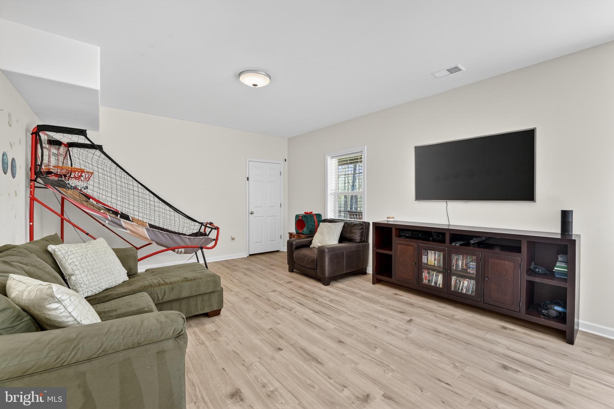 CAMP GEARY ESTATES - Residential