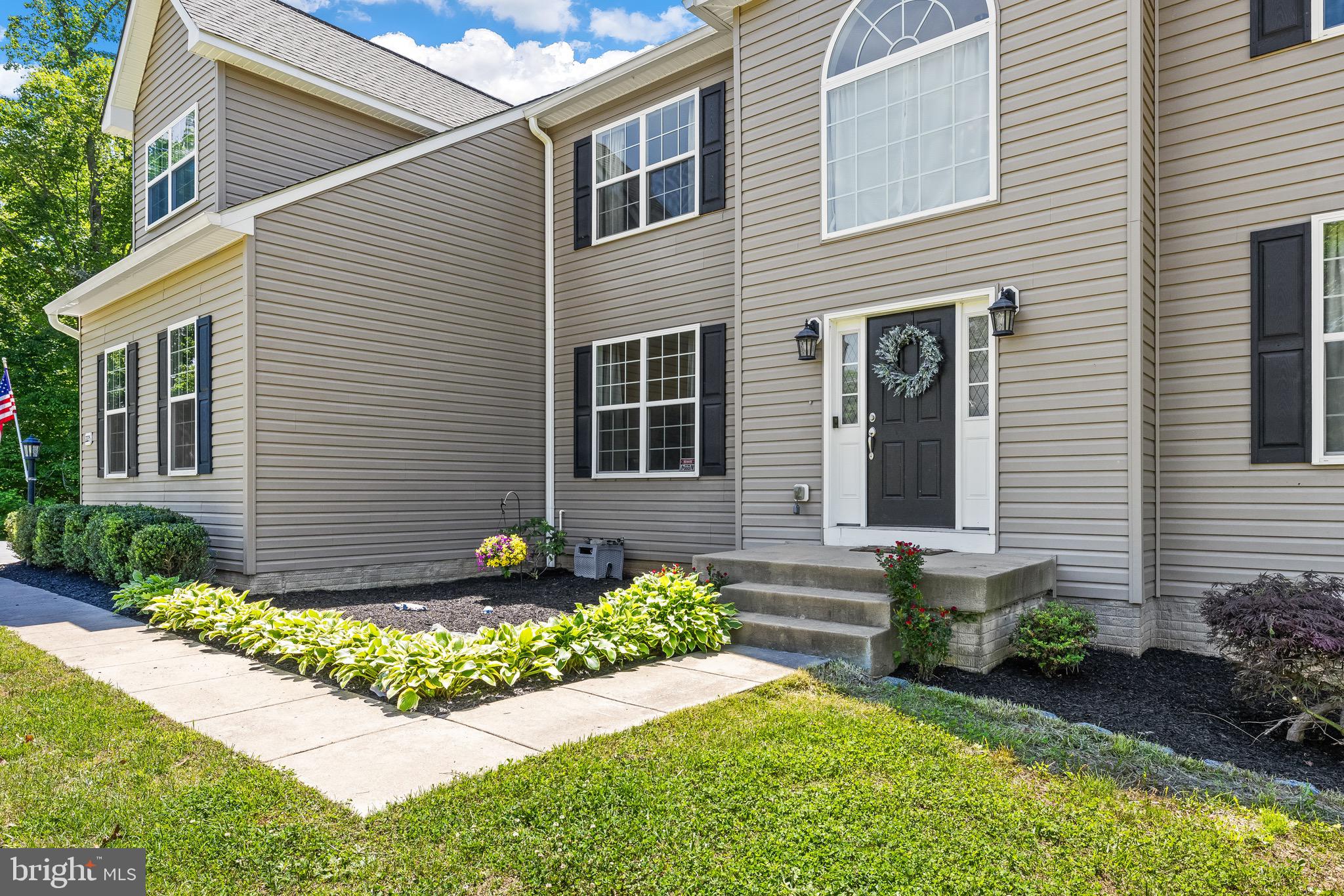 CAMP GEARY ESTATES - Residential