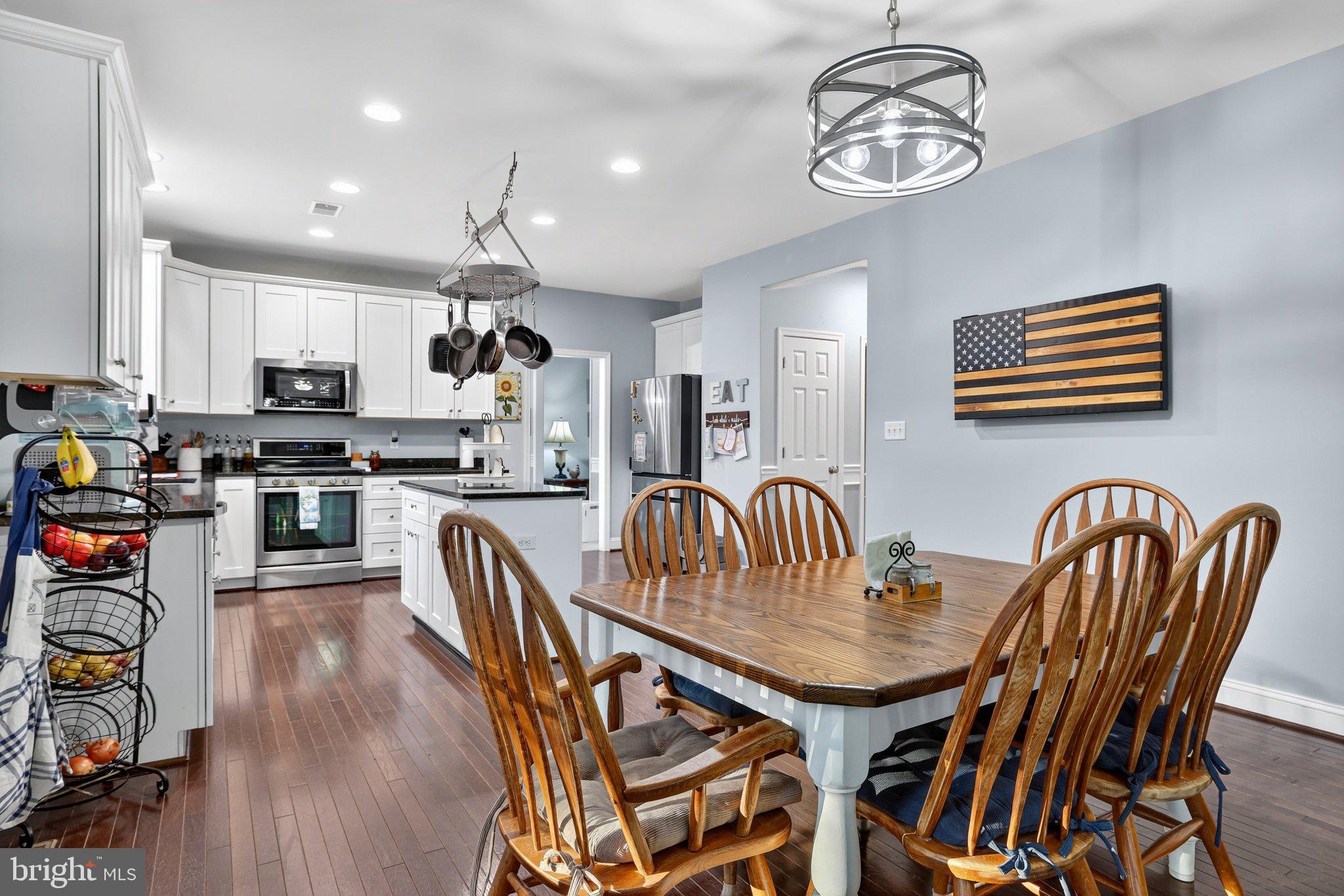 CAMP GEARY ESTATES - Residential