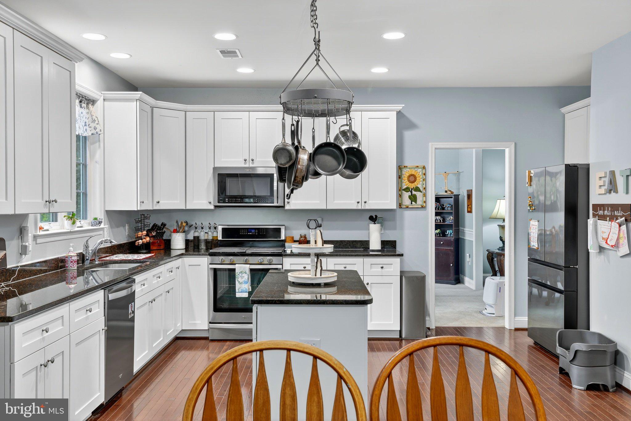 CAMP GEARY ESTATES - Residential