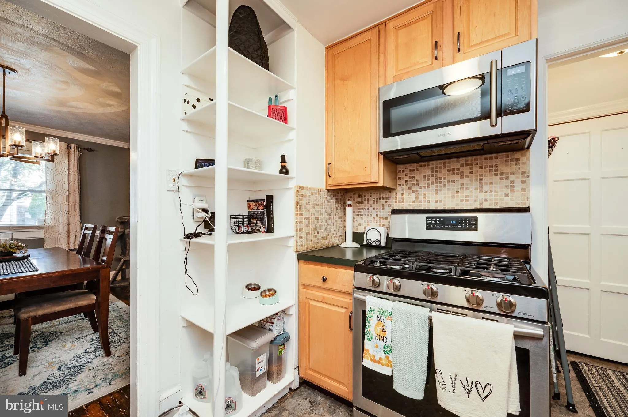 Reading, Pennsylvania 19606, United States, 4 Bedrooms Bedrooms, ,1 BathroomBathrooms,Residential,Coming Soon,235654